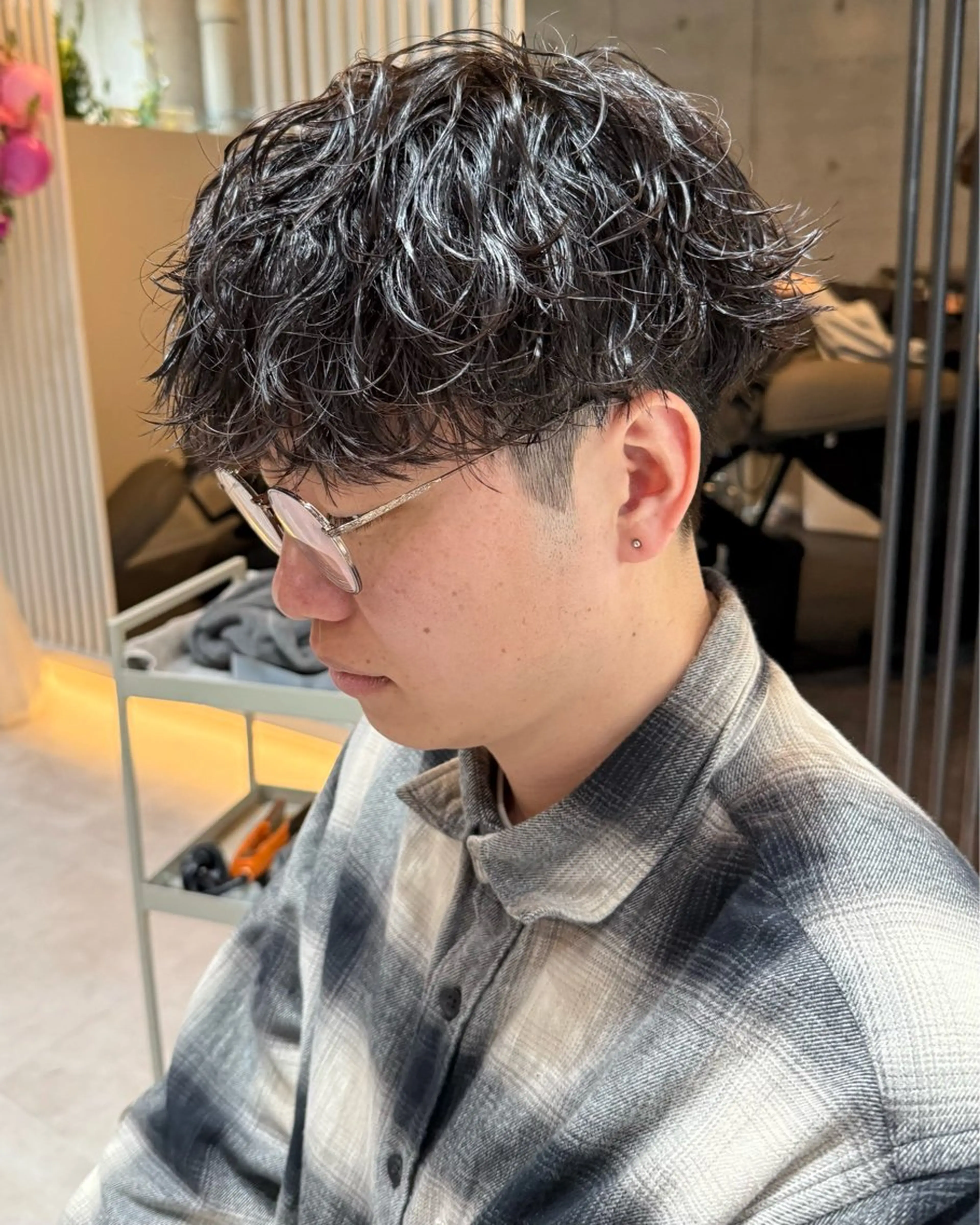 【2回目、2ヶ月以内】メンズカット＋全パーマ（ニュアンス、波巻き、ツイストスパイラル）の写真