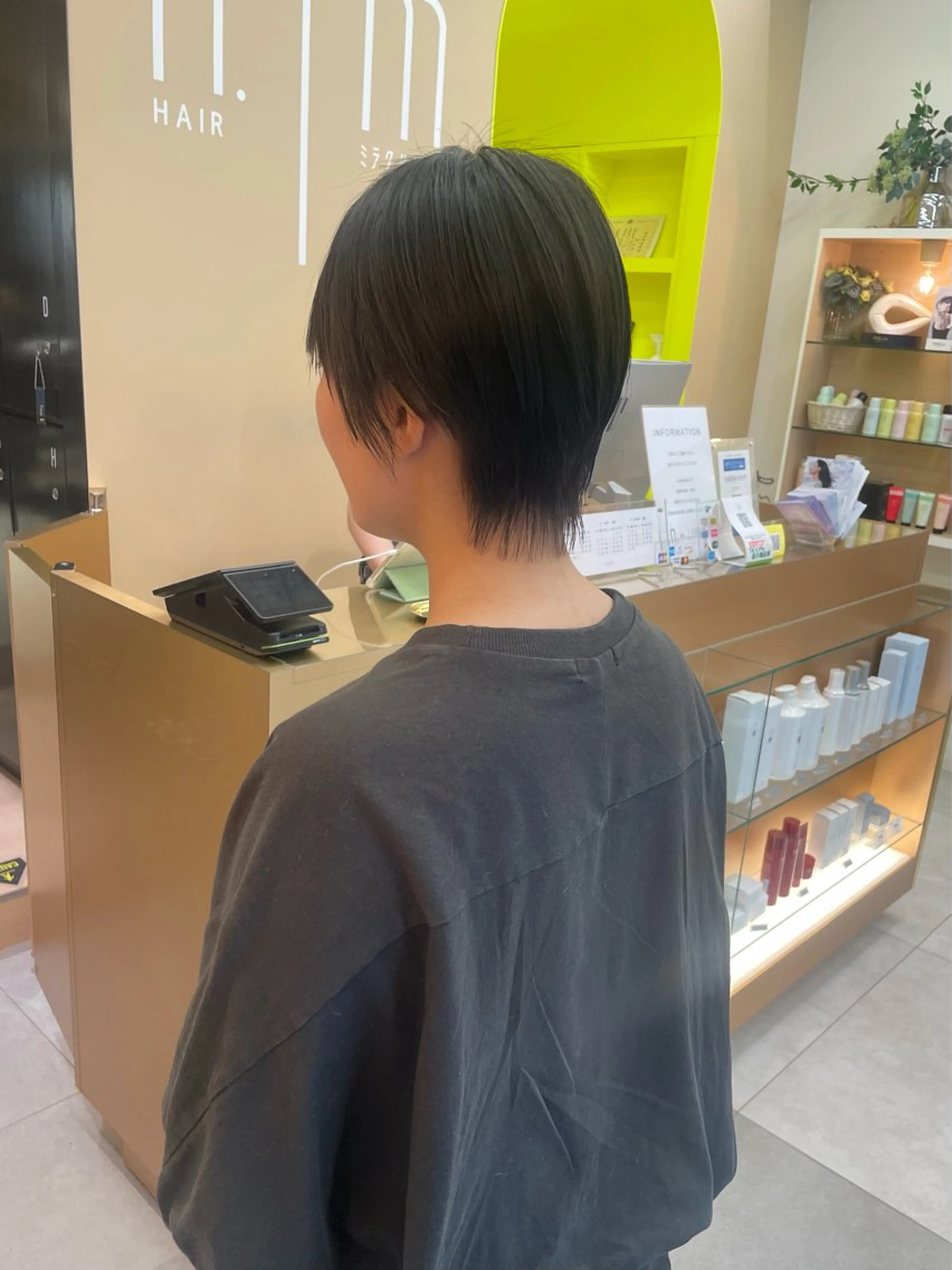 ショート 8HAIR / MAYUのヘアスタイル