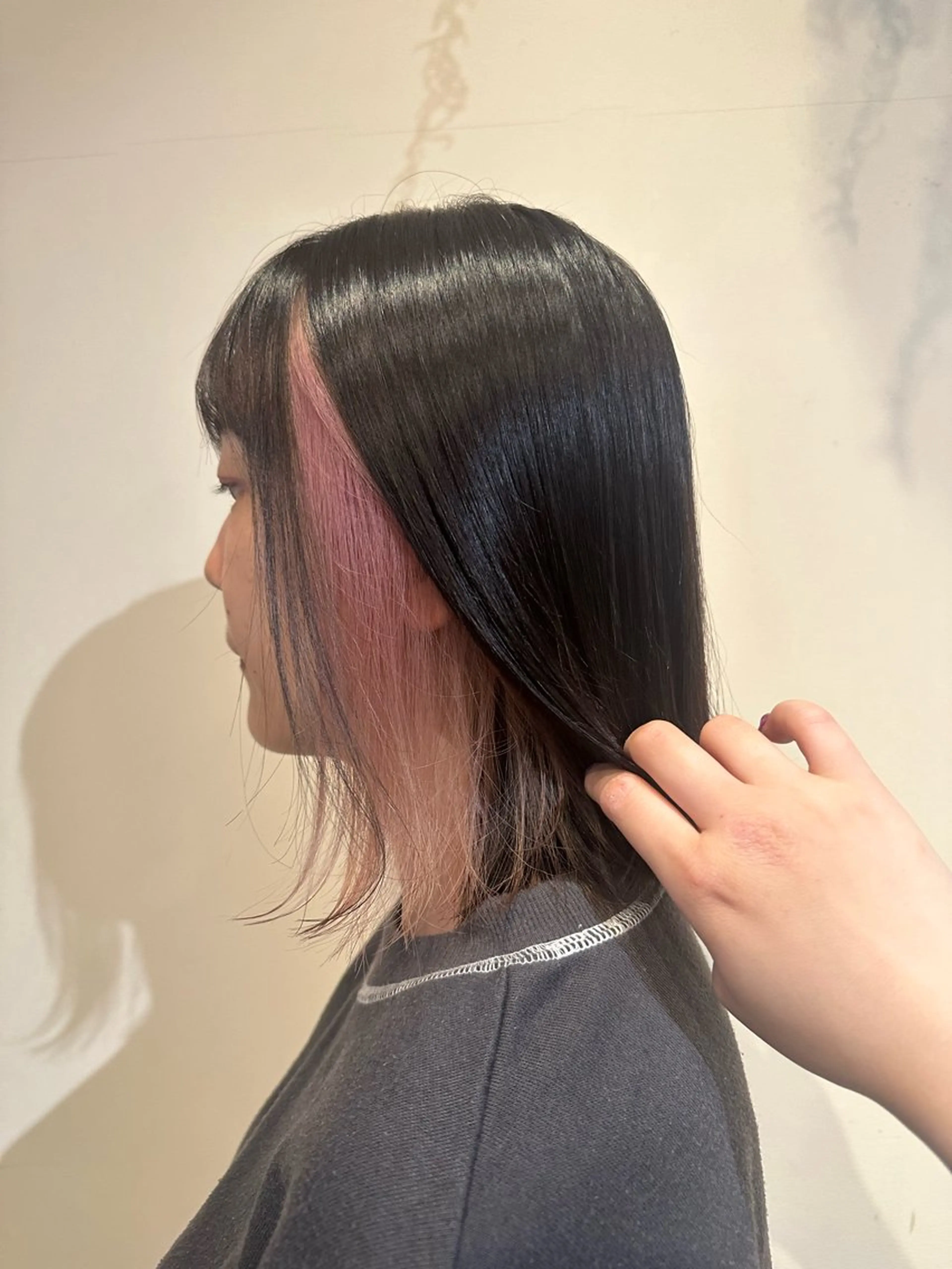 カラー ベージュカラー 透明感カラー インナーカラー ミルクティーベージュ ピンクカラー カット ヘアカラー Nao 【EIGHT札幌】のヘアスタイル
