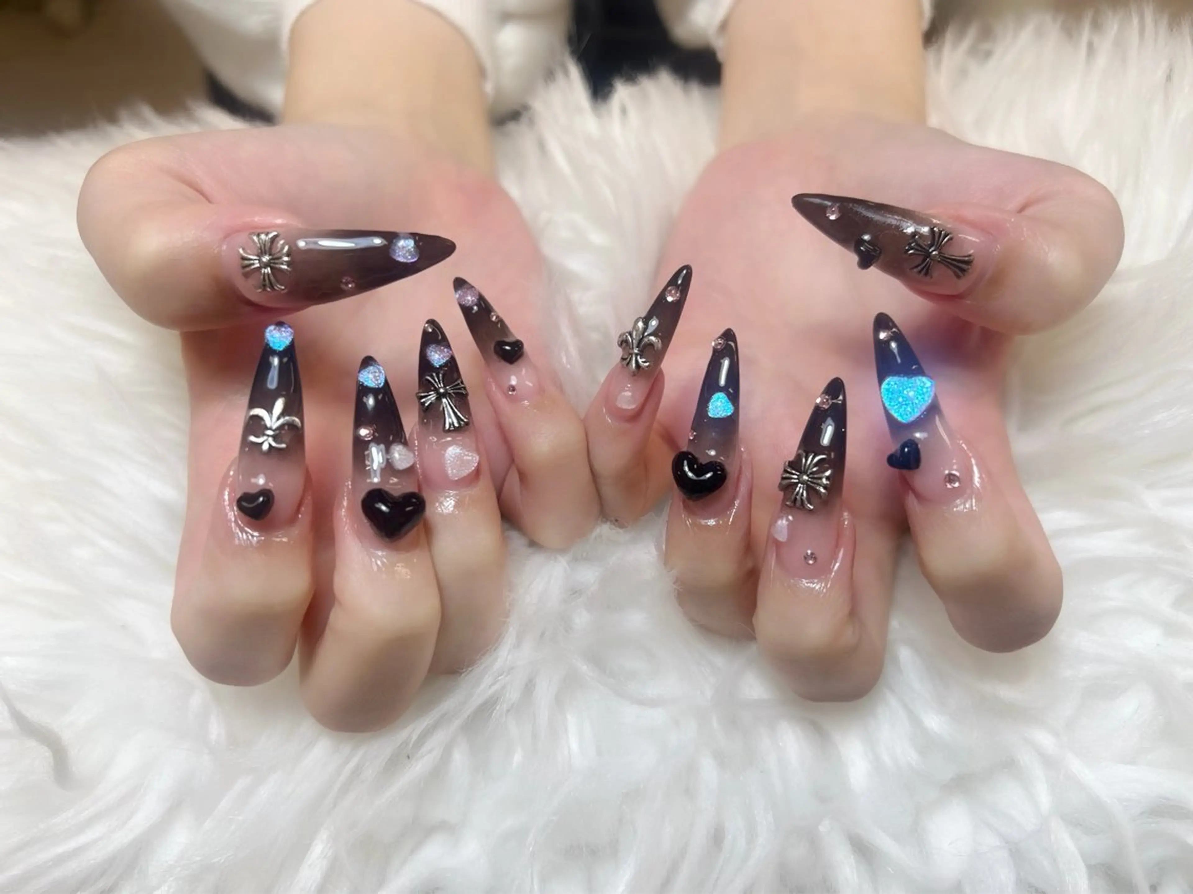 ネイル ハンドネイル Anh 歌舞伎町のネイルデザイン