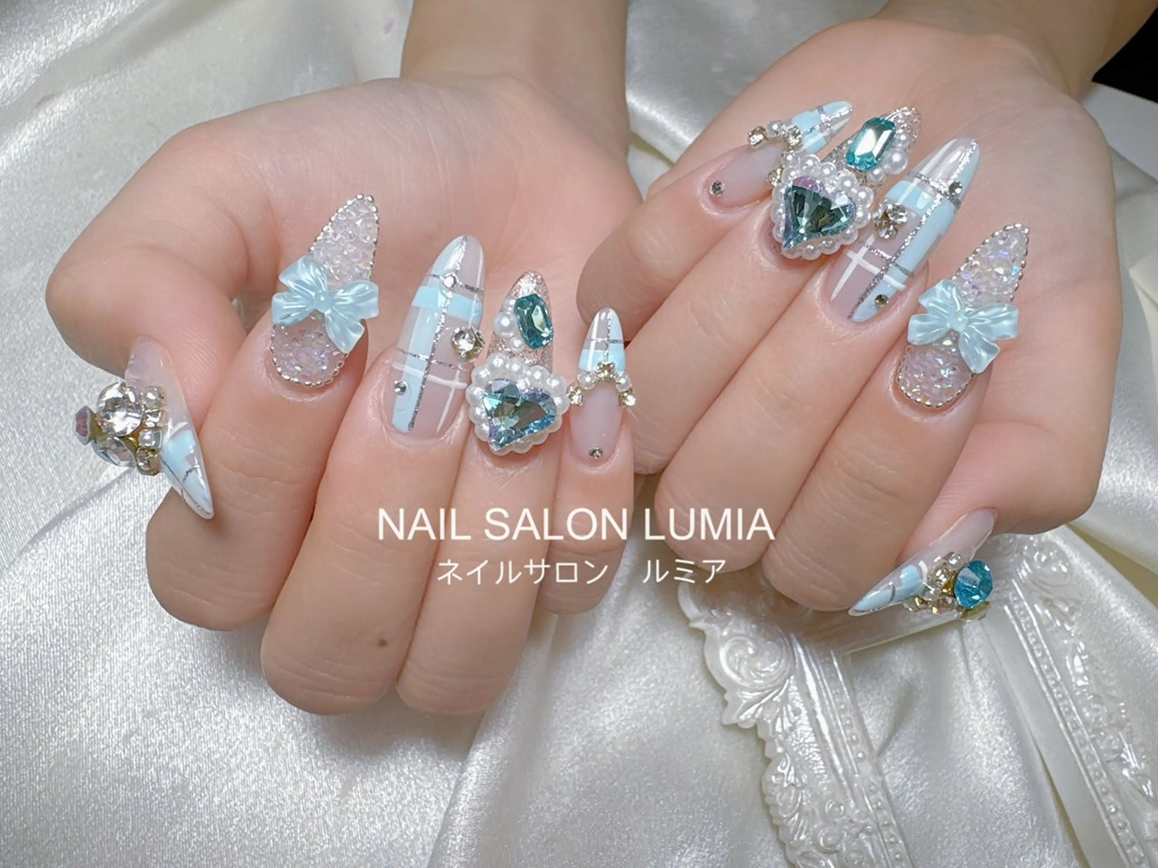 ネイル ハンドネイル ネイルサロン ルミア Lumia 店長のネイルデザイン