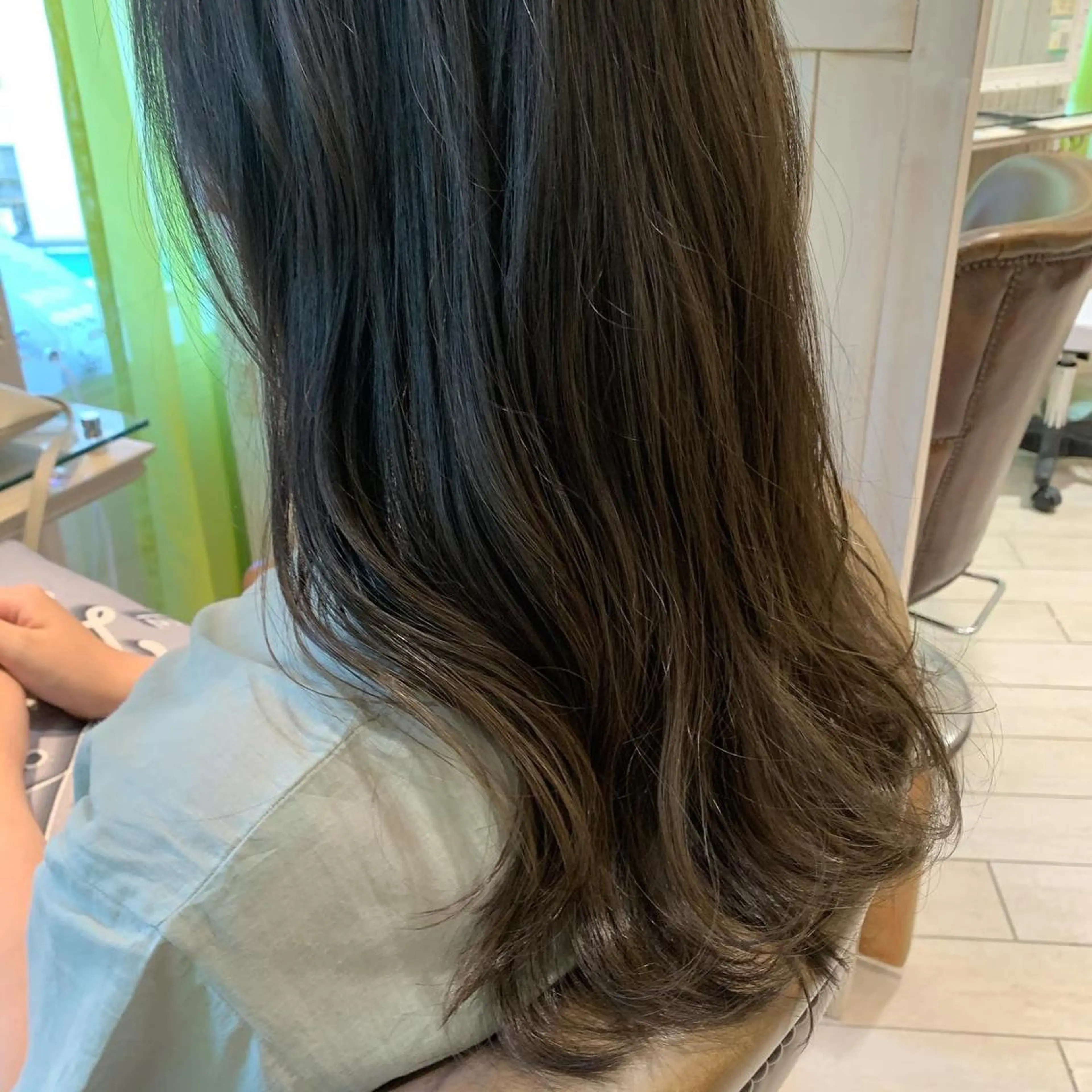 ロング カラー パーマ ヘアアレンジ メンズ メンズパーマ特化🔥 ツイスパ/シャドウのヘアスタイル