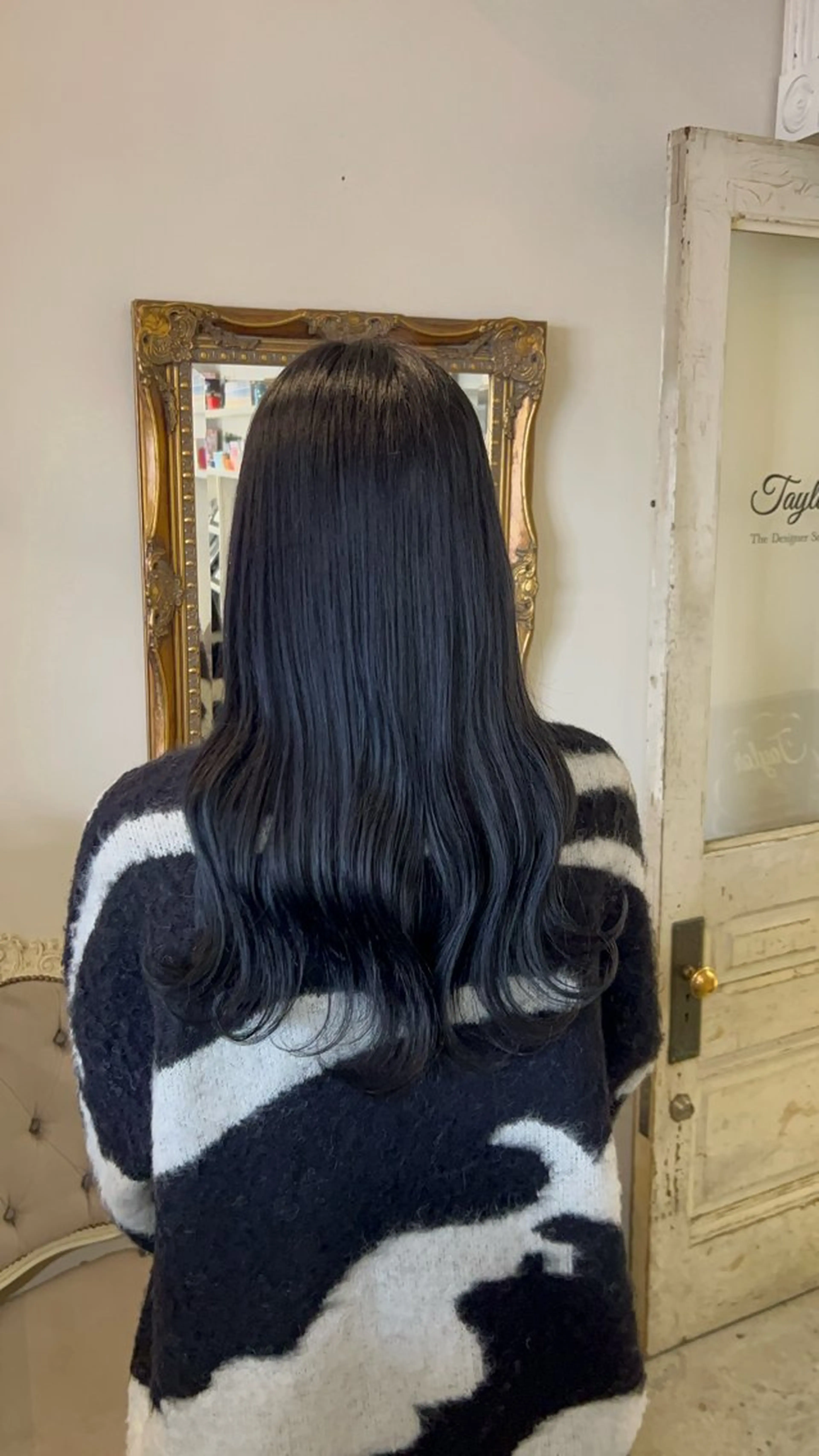 ロング カラー 黒髪 ブルーカラー ブルーブラック 韓国風ヘア オカベ ショウマのヘアスタイル