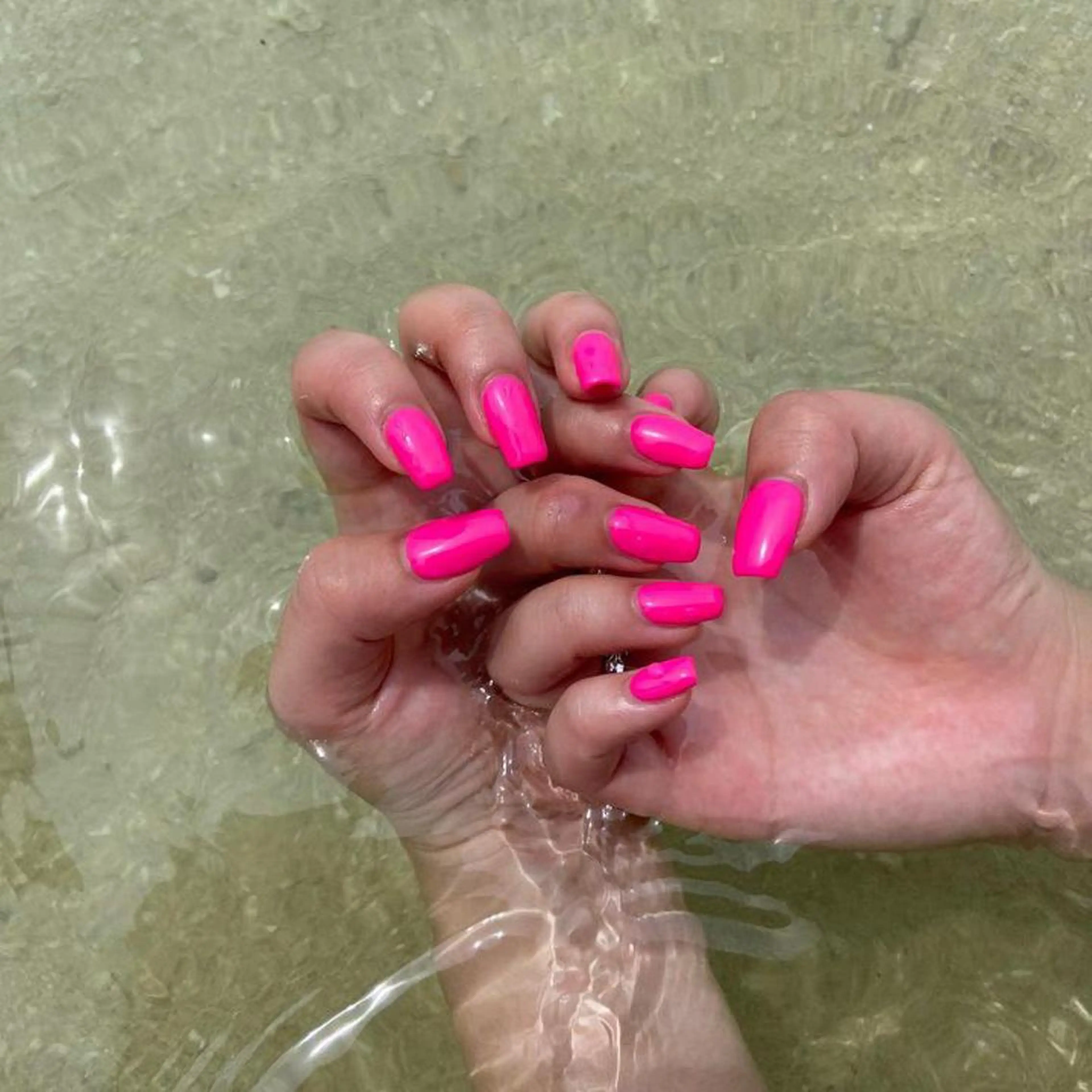 ネイル MAXKELLY モモカのネイルデザイン