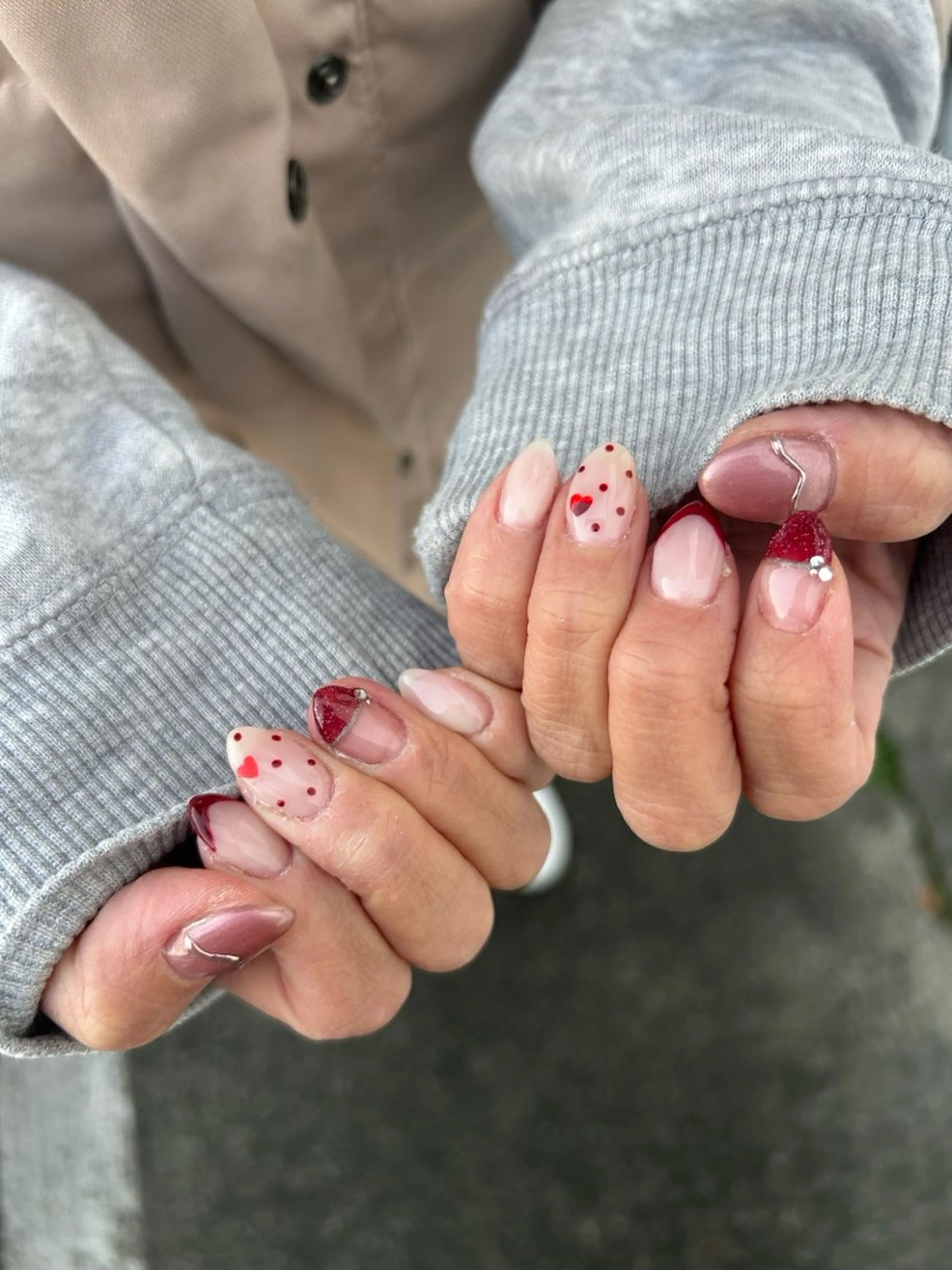 選べるデザイン⭐︎両手4本ずつ⭐︎の写真