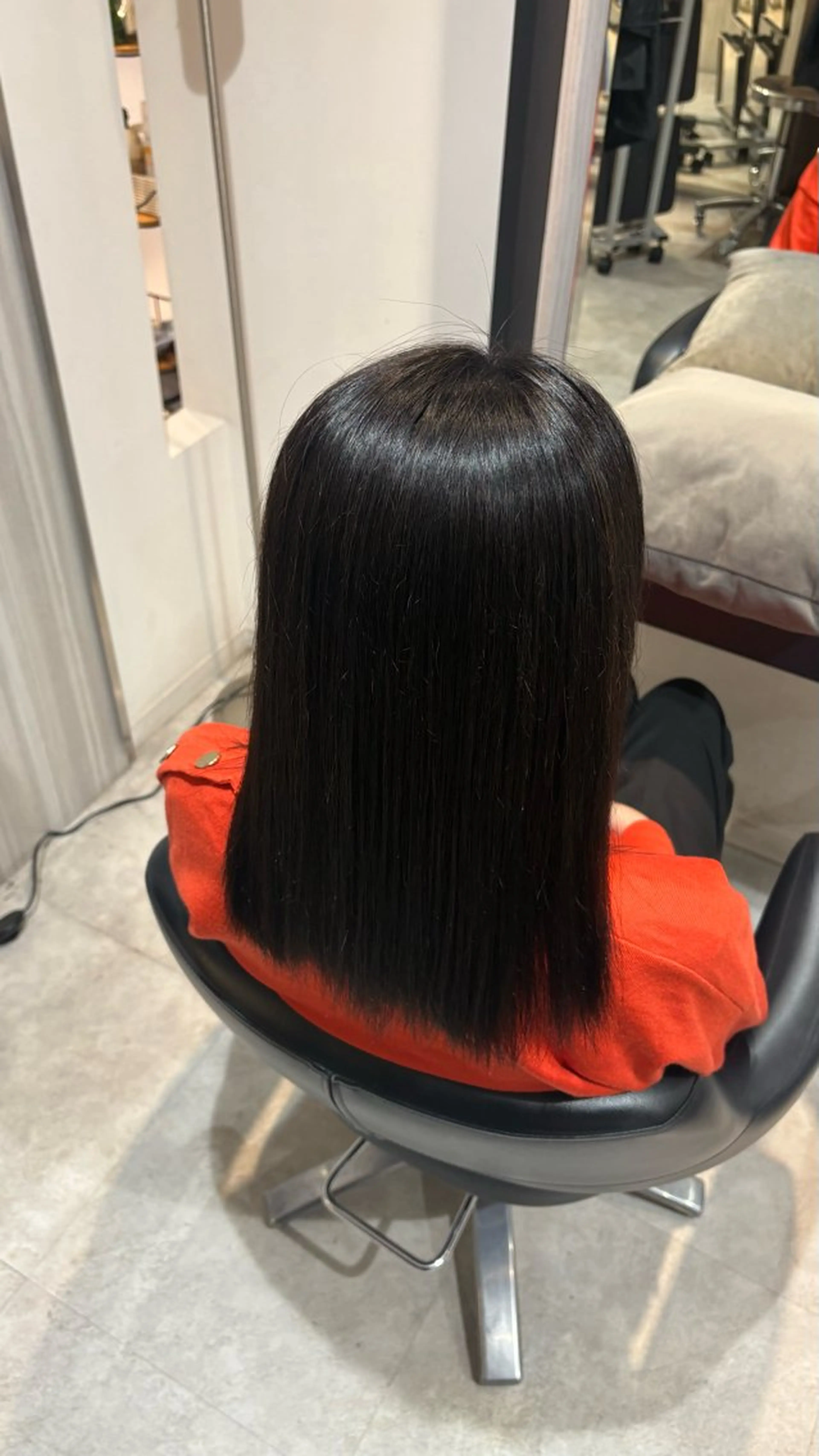 ミディアム 吉田 なぎのヘアスタイル