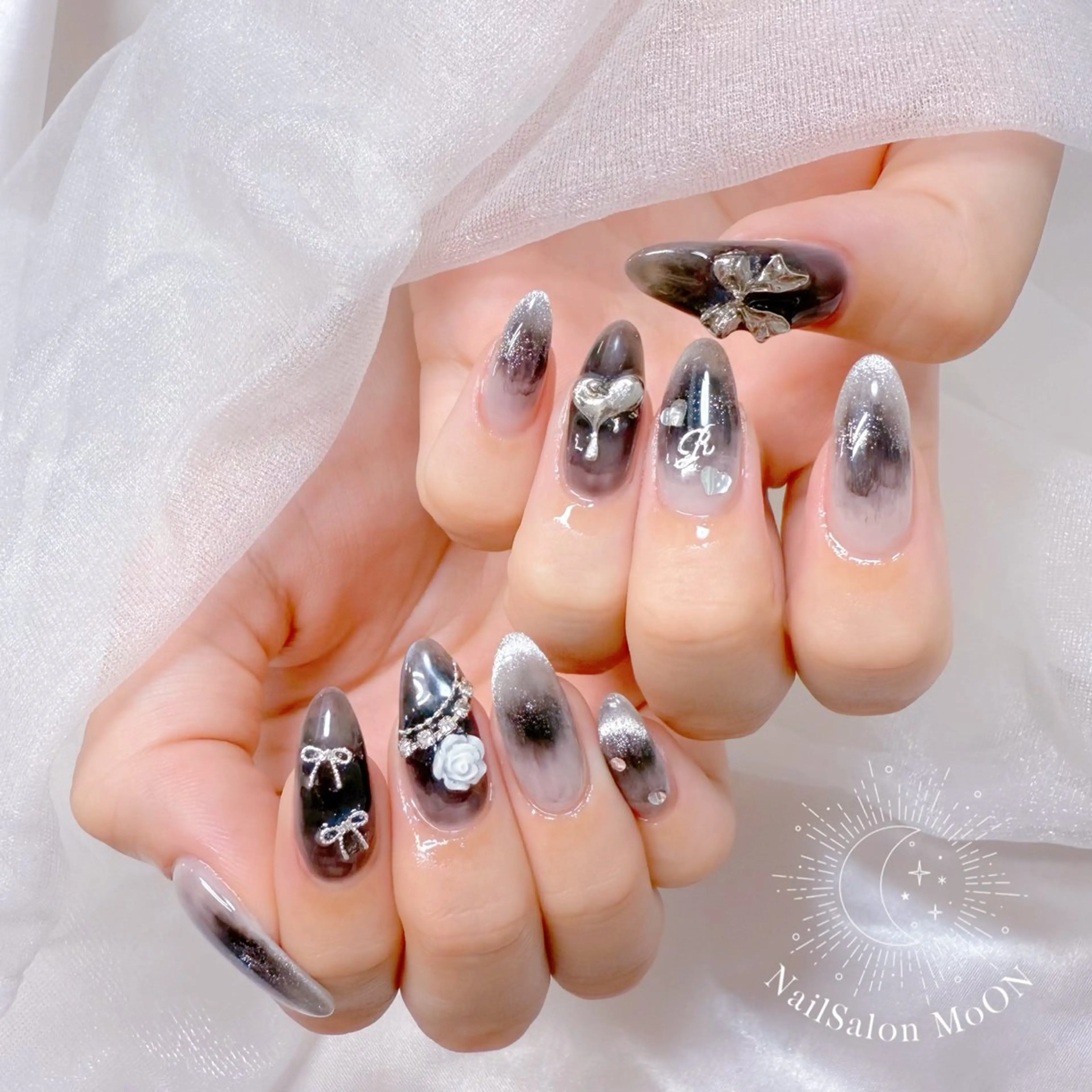 ネイル ハンドネイル ハンドケア MoON...❤︎ MeGuのネイルデザイン