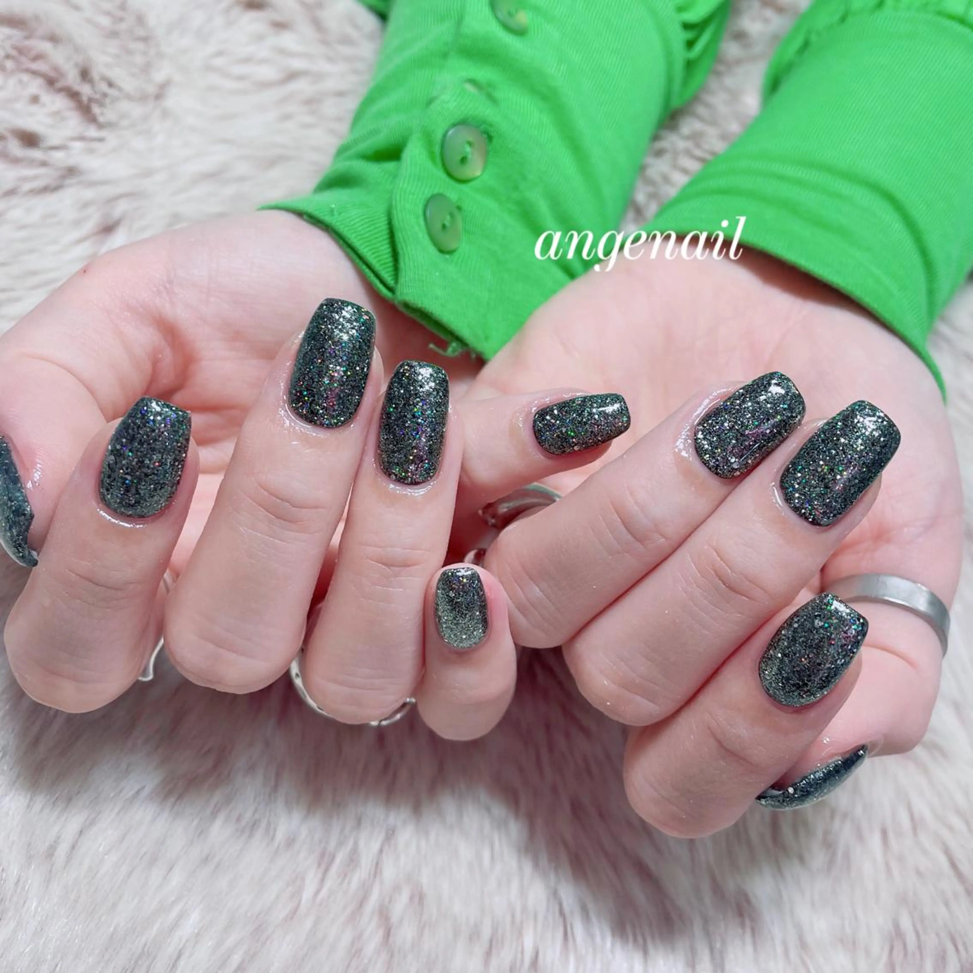 ネイル ハンドネイル オーナーネイリスト MAKIのネイルデザイン