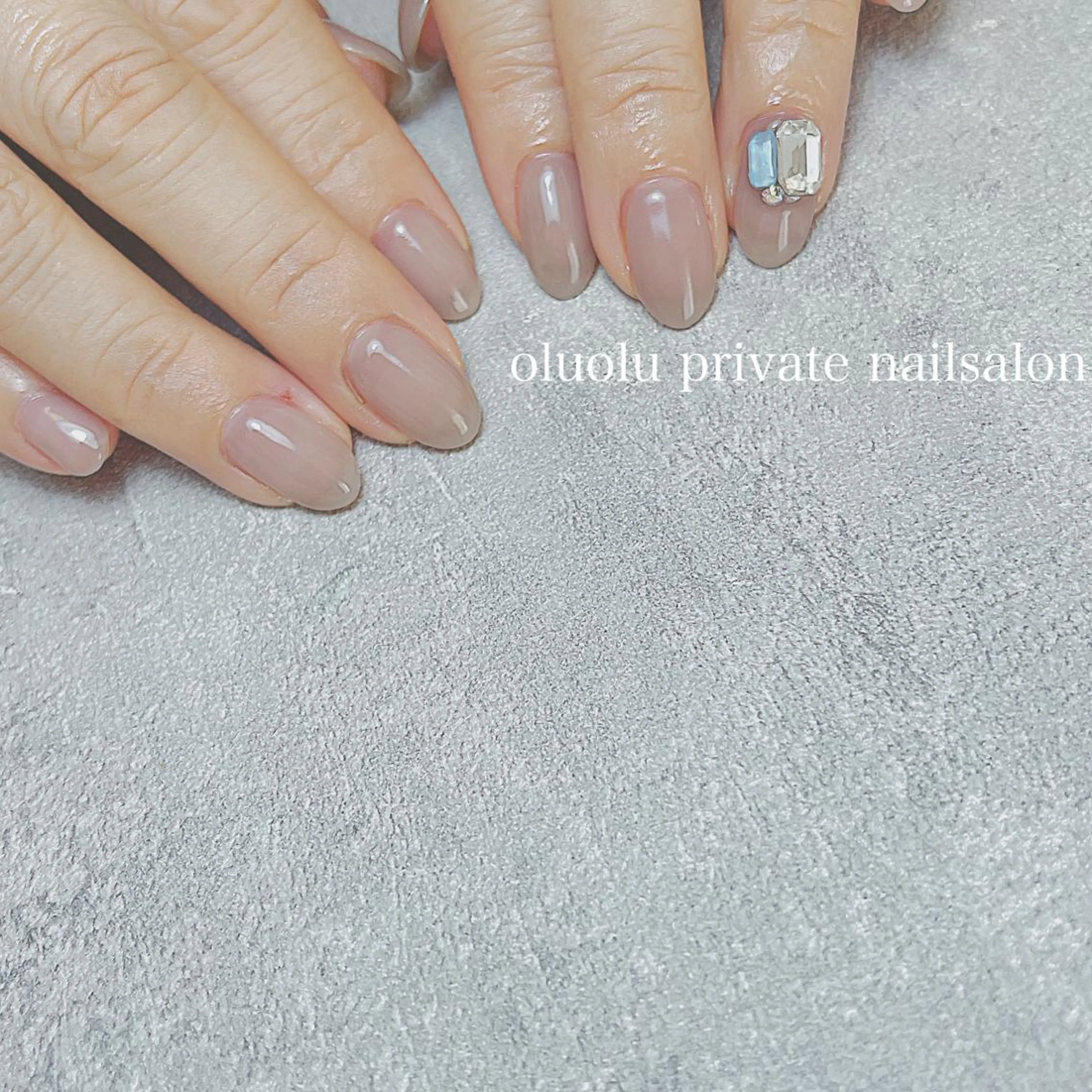 ネイル アートネイル フットネイル キラキラネイル ニュアンスネイル ストーンネイル ハンドネイル 大村 紬華のネイルデザイン