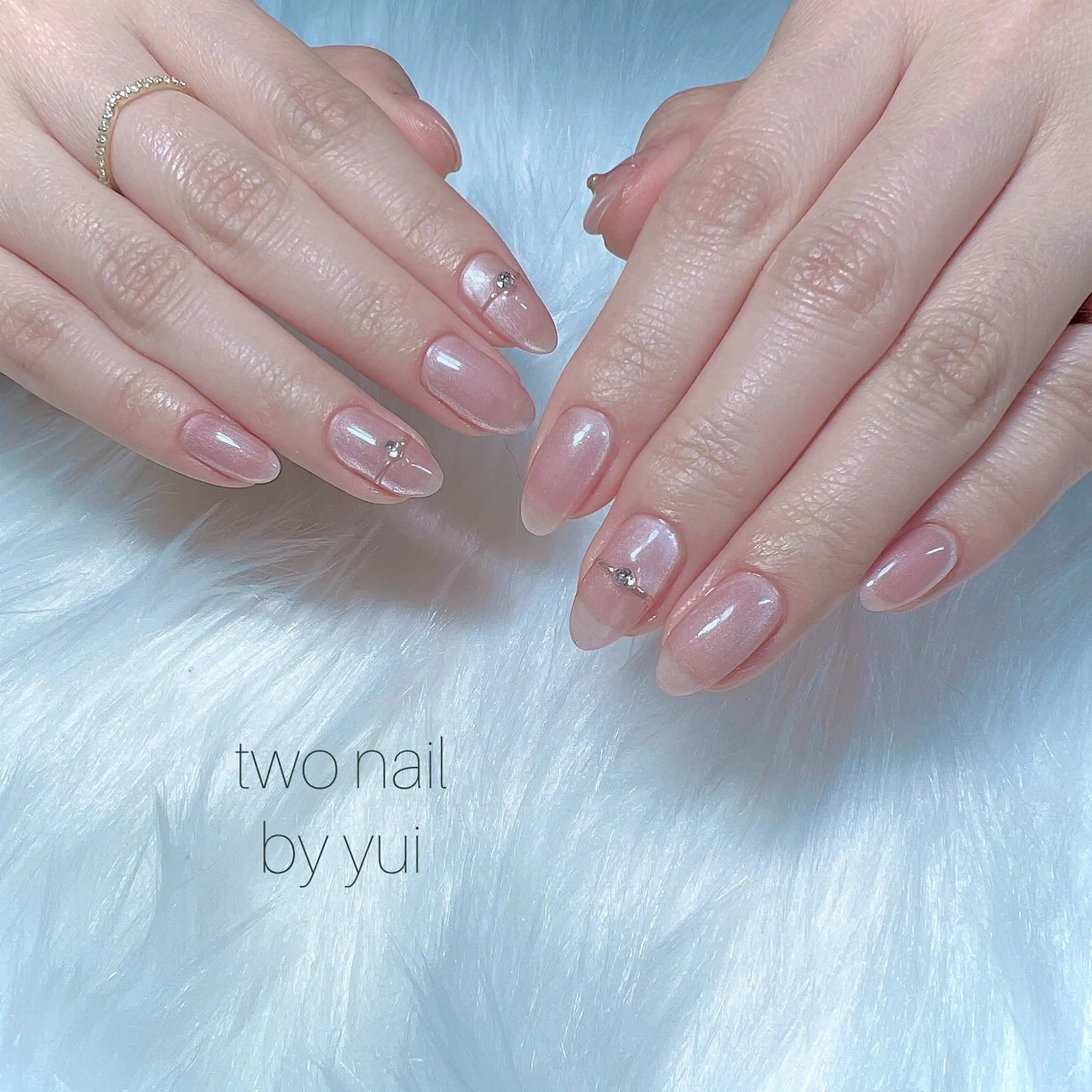 ネイル アートネイル マグネットネイル ネイルチップ ホワイト ハンドネイル two nailのネイルデザイン