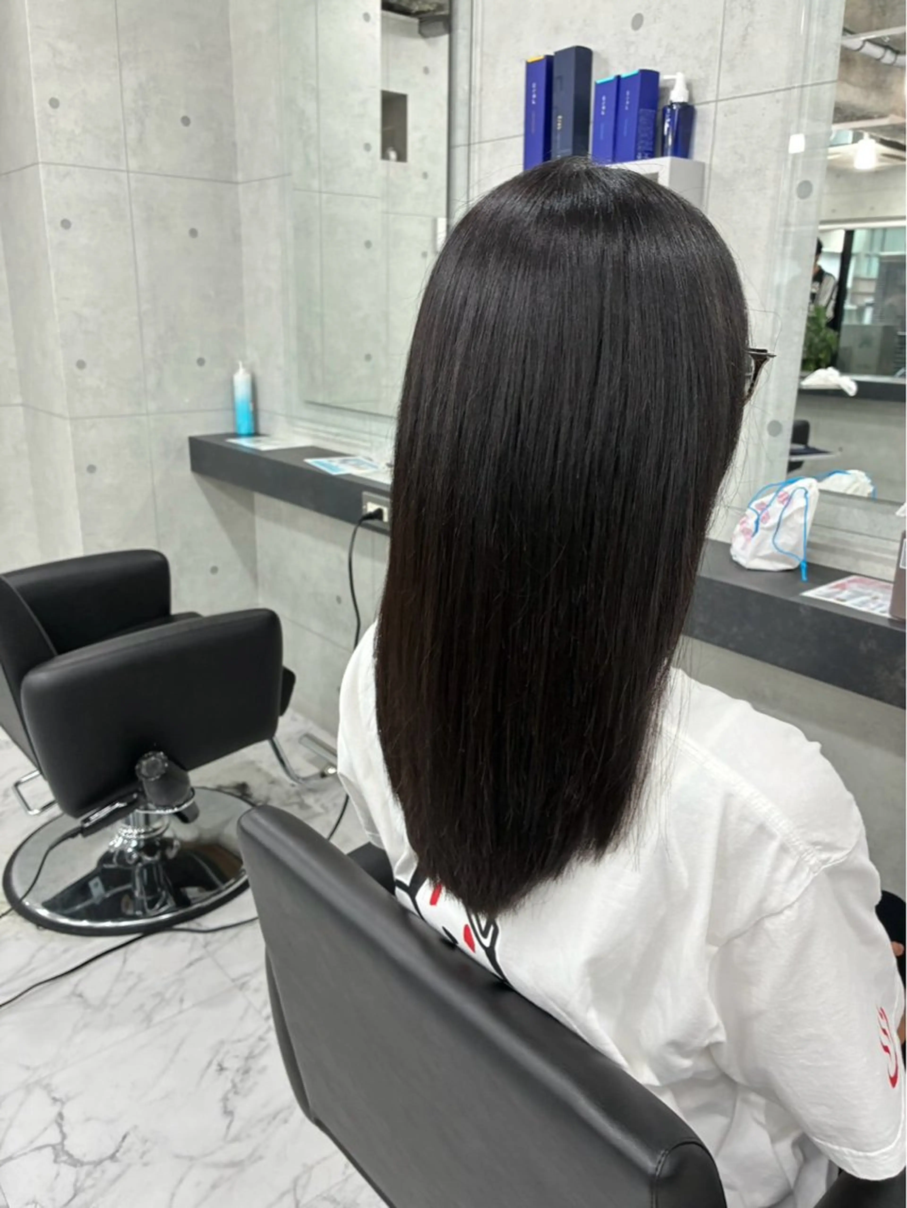 ロング カラー 黒髪 ブルーカラー ブルーブラック カット ヘアカラー Endearing 北澤那未🌟銀座のヘアスタイル