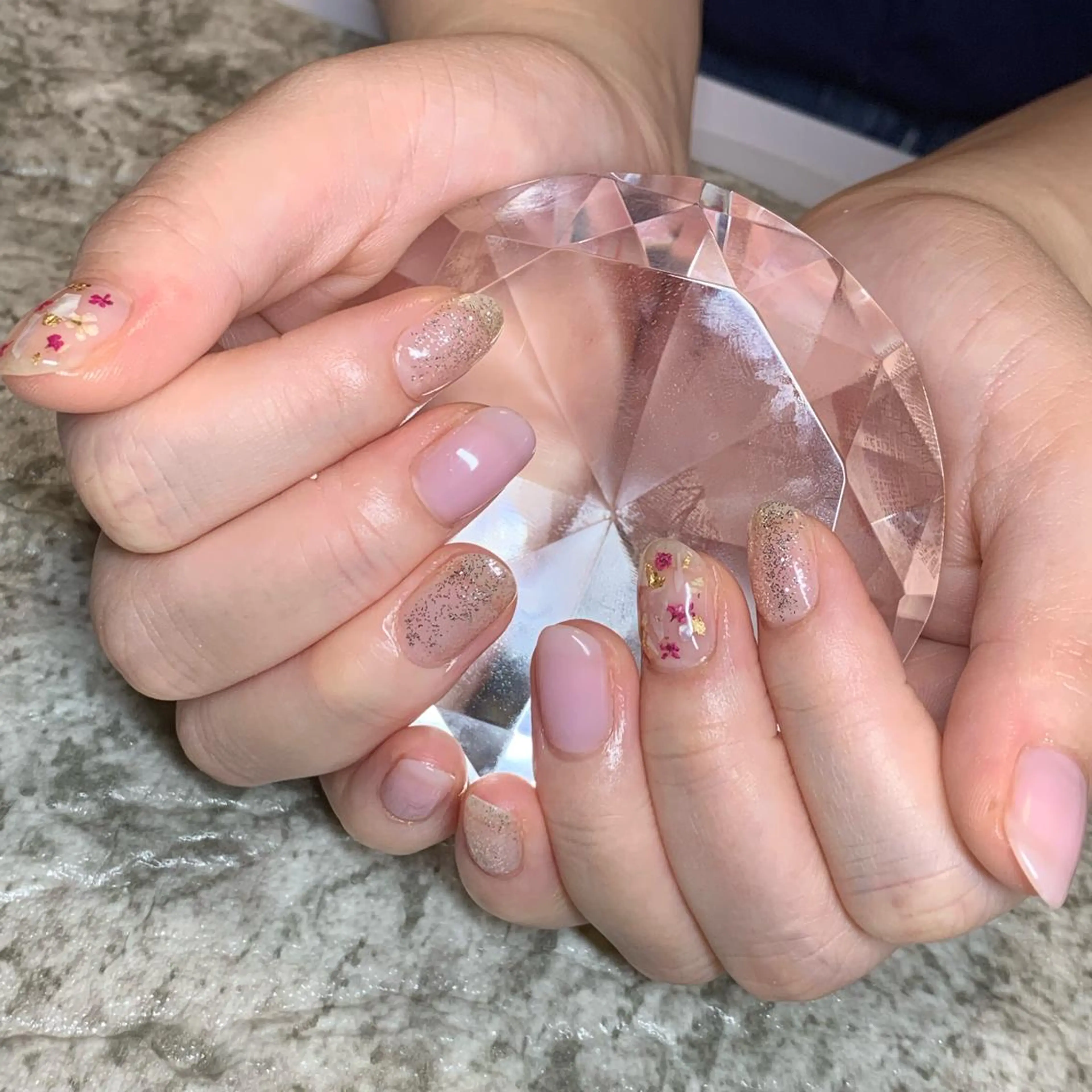 ネイル RuxuryNail ／RiAnnaのネイルデザイン