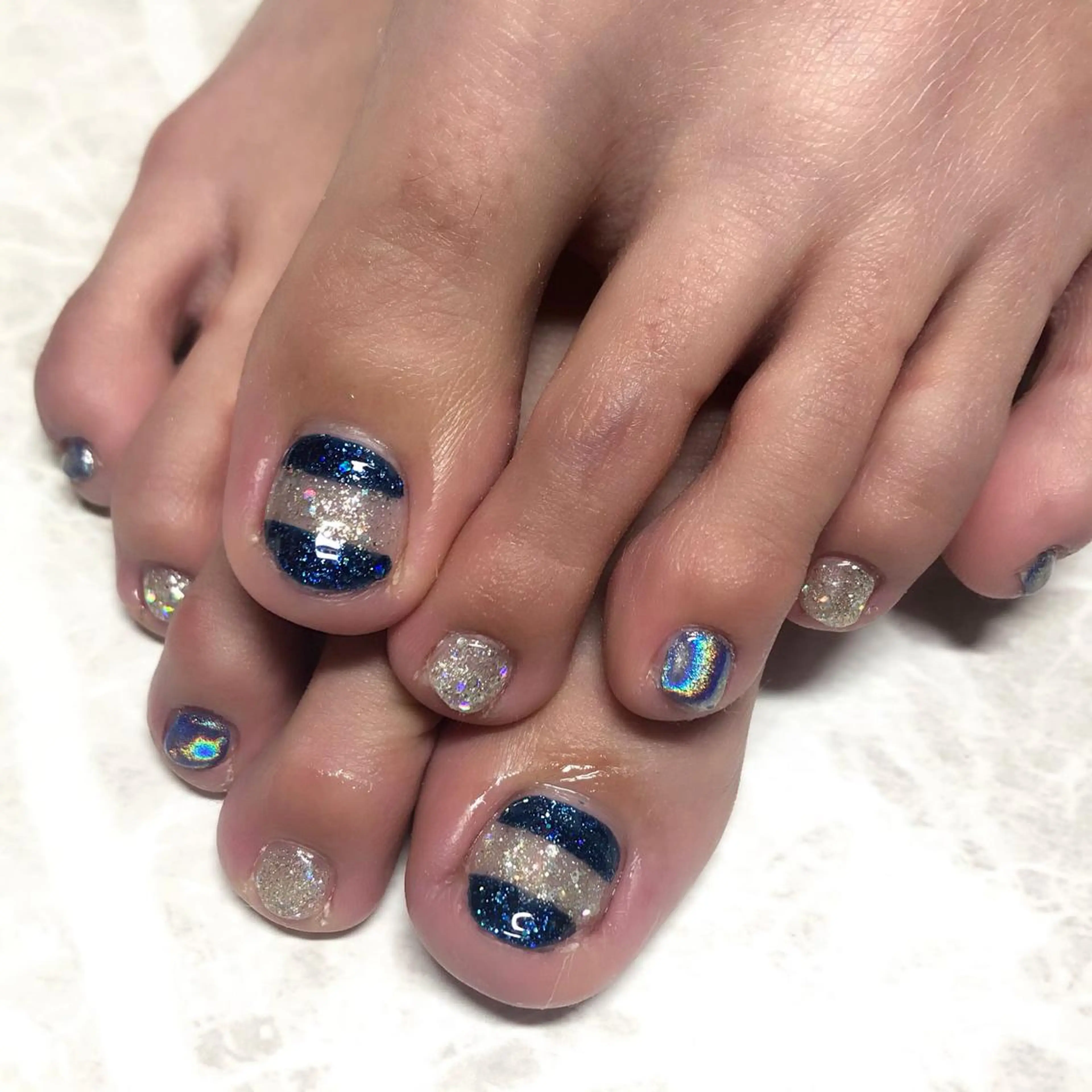 ネイル フットネイル キラキラネイル フットネイル luana nailのネイルデザイン
