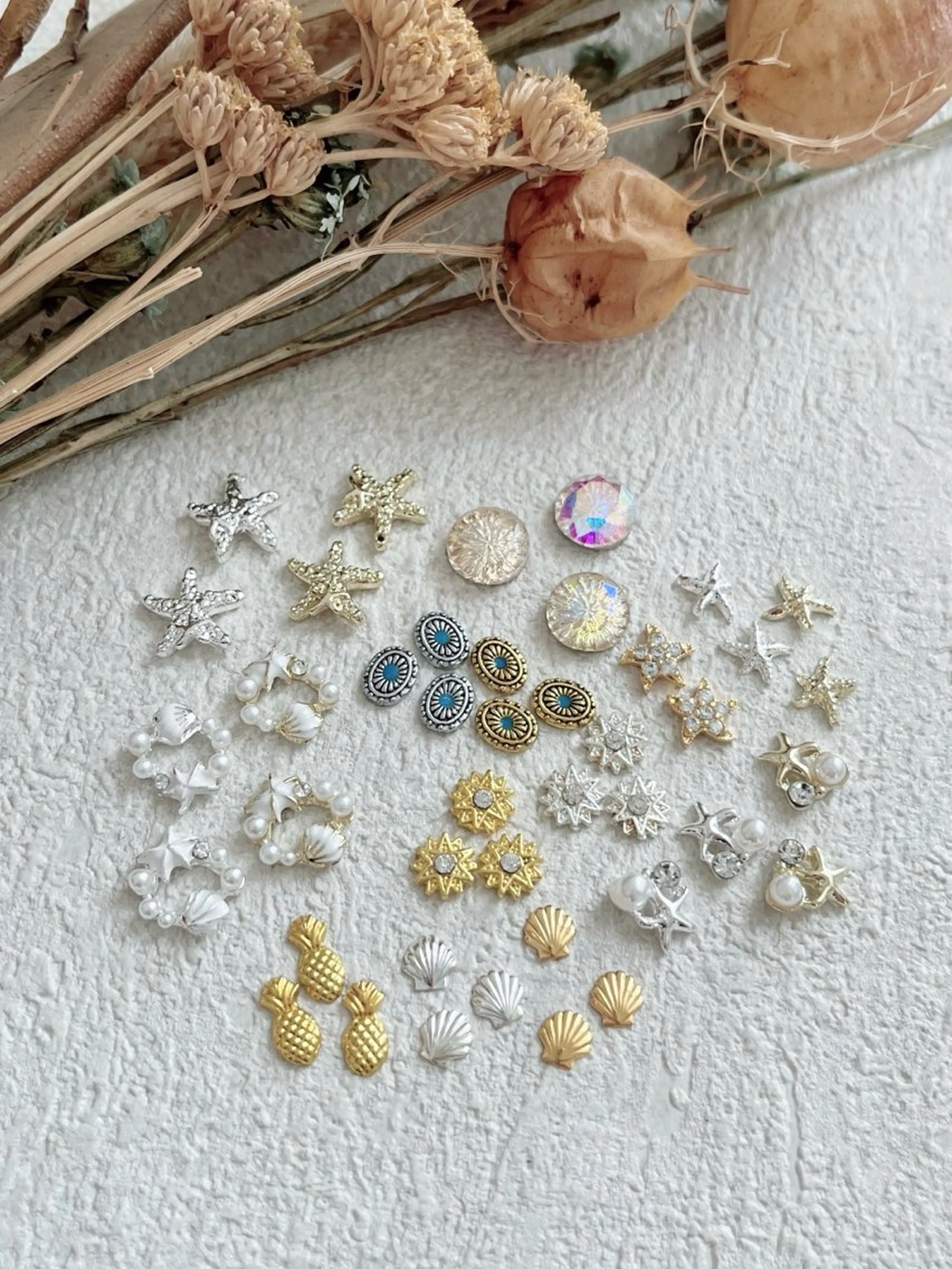 ネイル アートネイル ゴージャス シンプルネイル 夏ネイル ハンドネイル nail salon anrire〜アンリール〜所属・nailsalon anrireのネイルデザイン