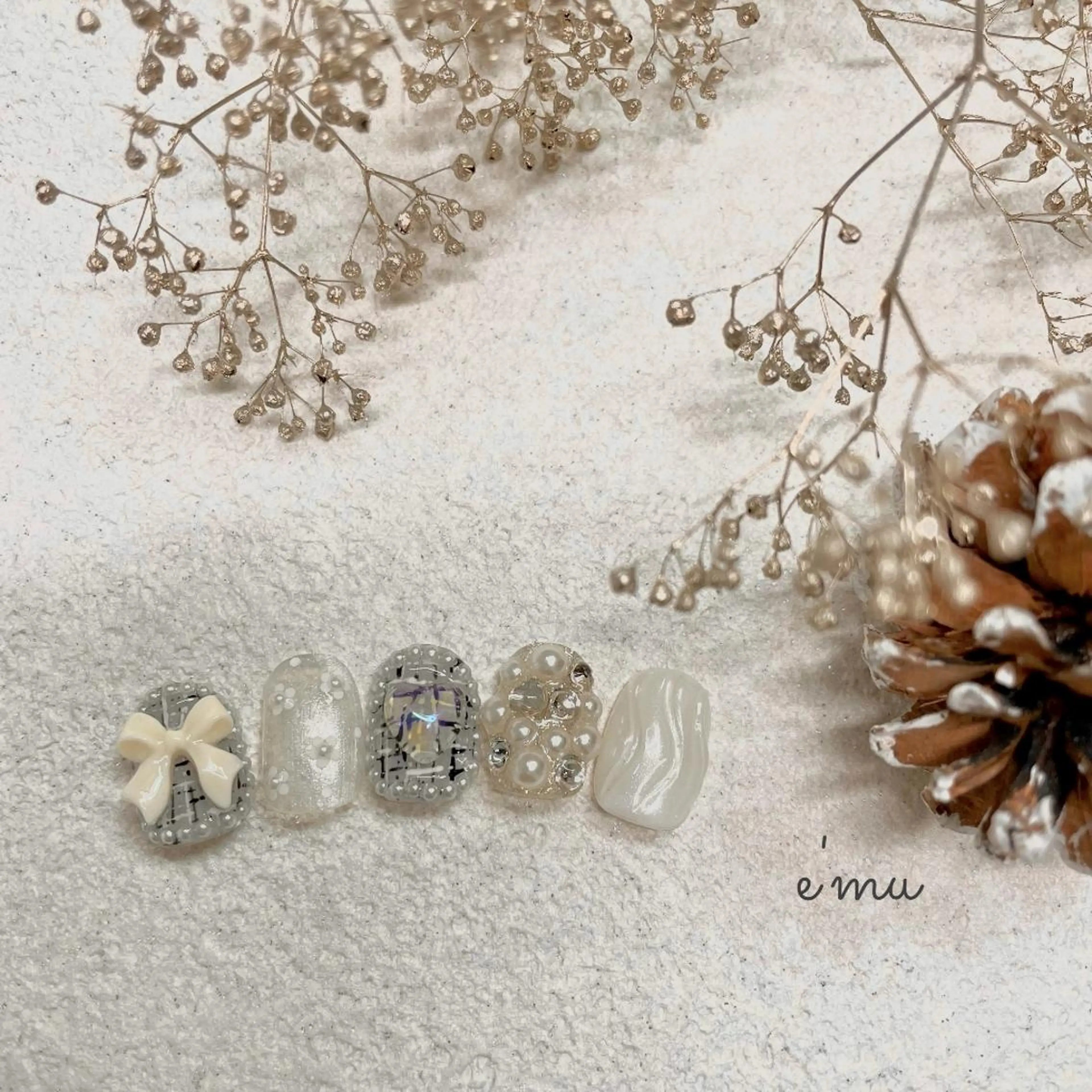 ネイル リボン ツイードネイル nail salon e'mu💐のネイルデザイン