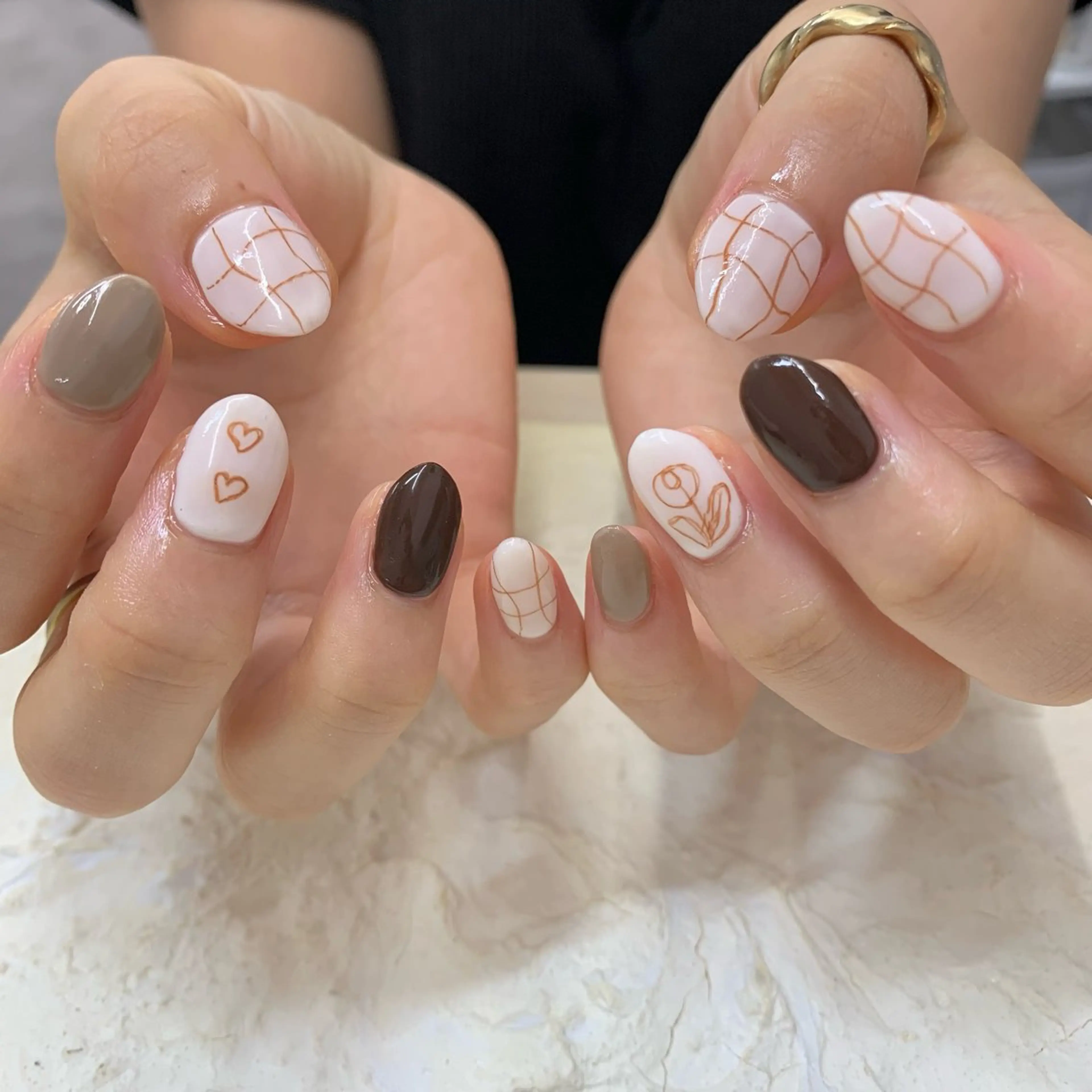 ネイル マキノ ユイのネイルデザイン