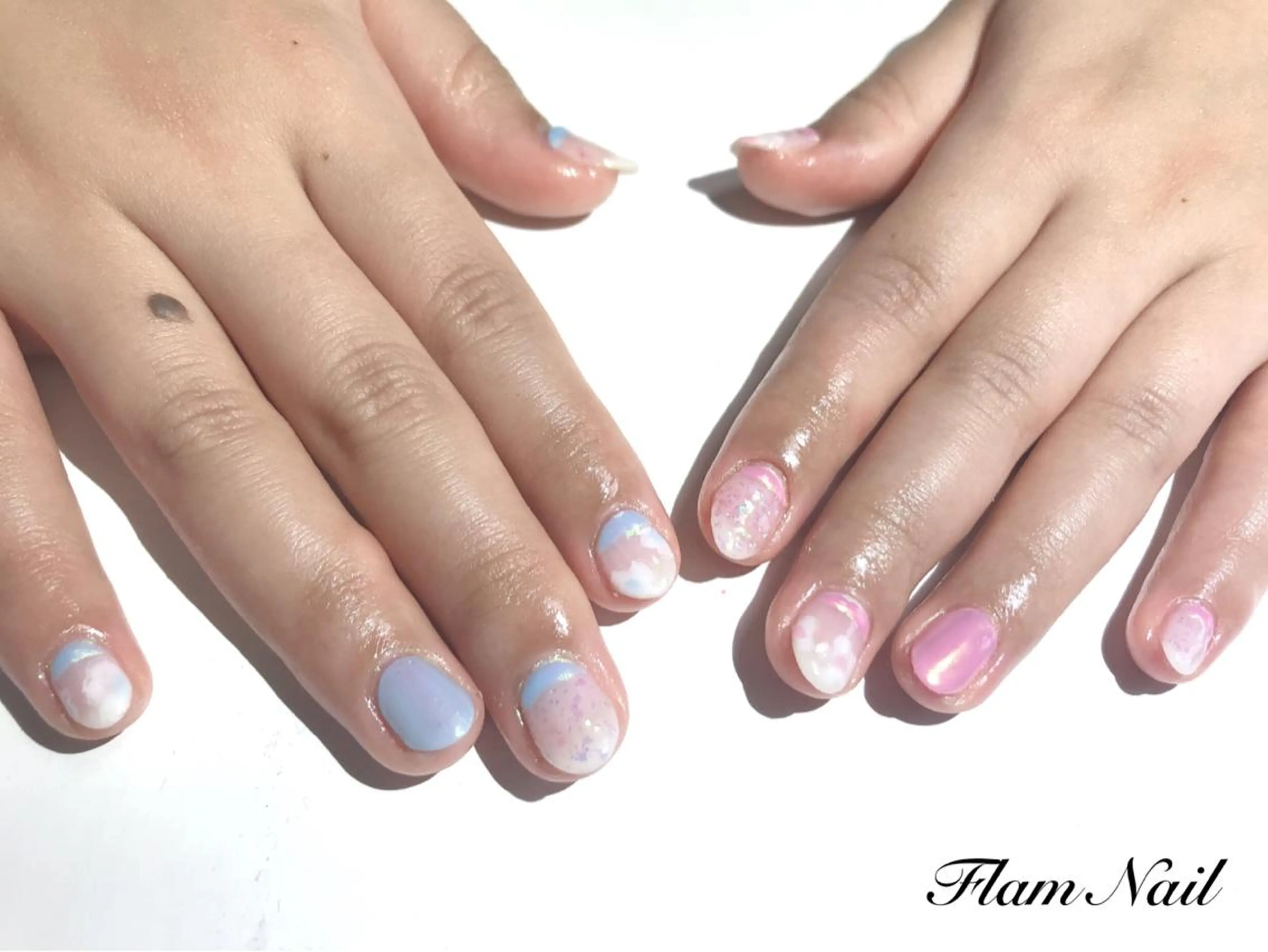 ネイル オーロラネイル ブルー ピンク Flam Nailのネイルデザイン