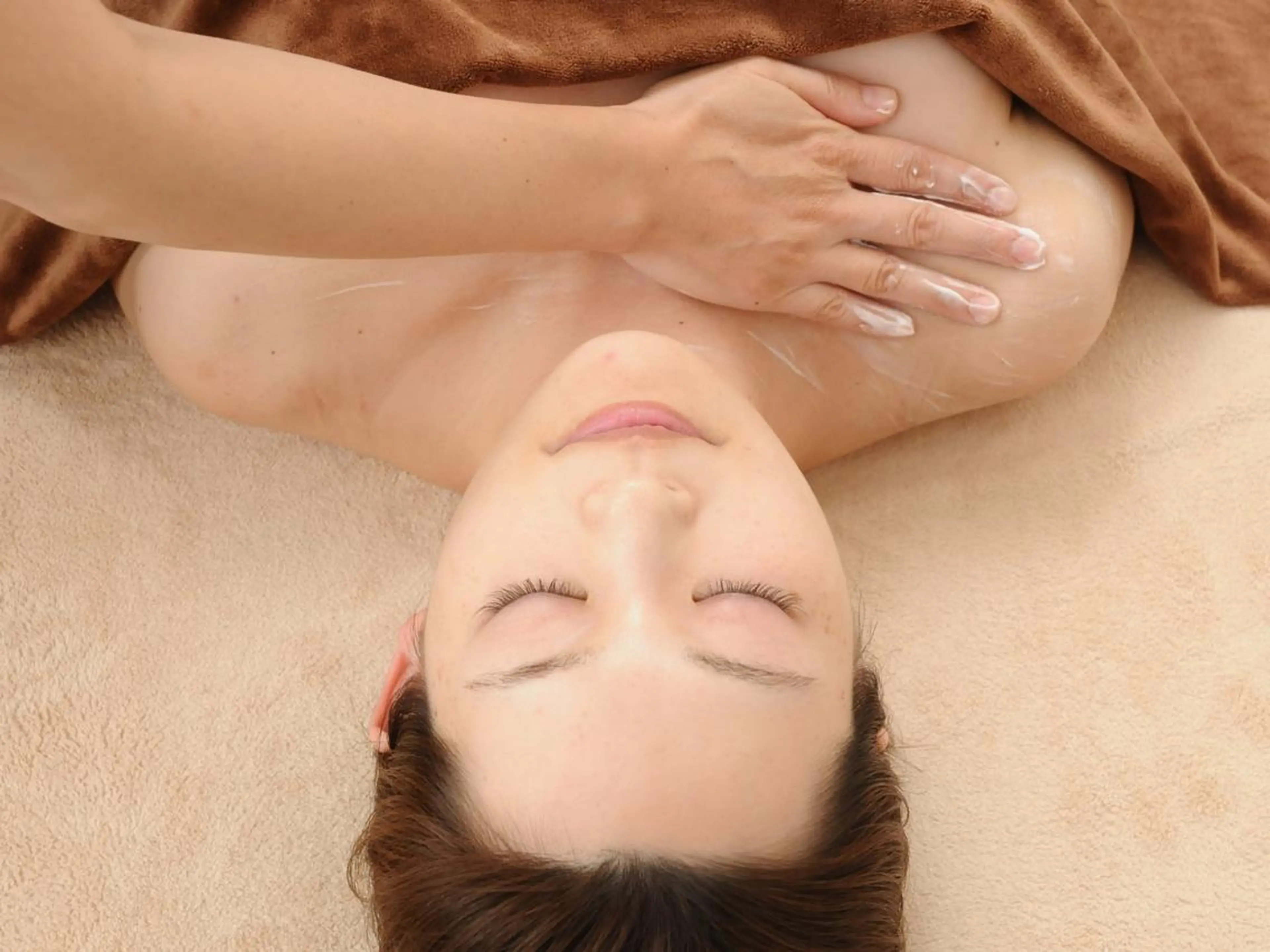 ベルーテ エッセンスのエステ・リラクイメージ