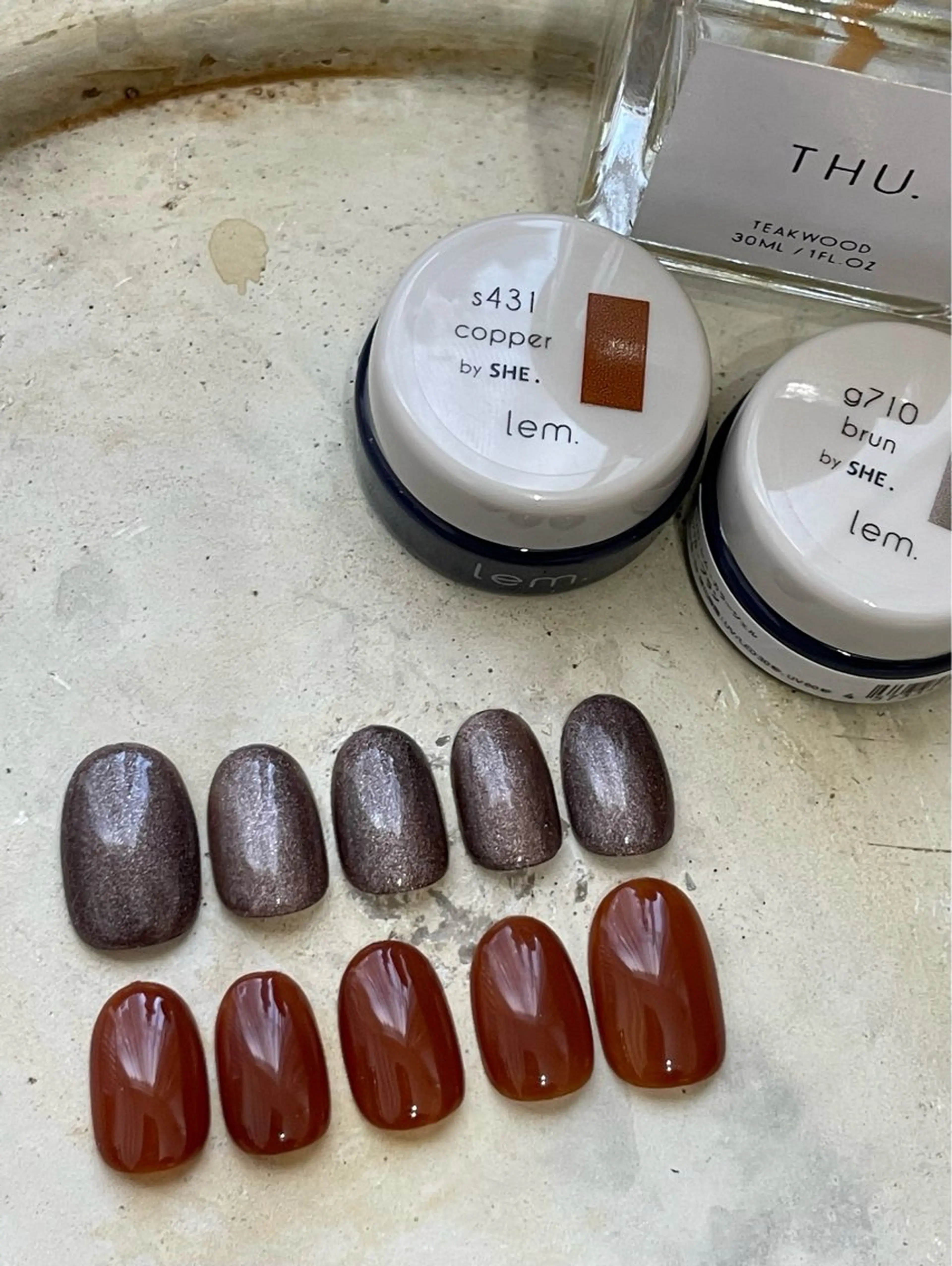 ネイル ワンカラーネイル nozomi 🐏手描きニュアンスのネイルデザイン