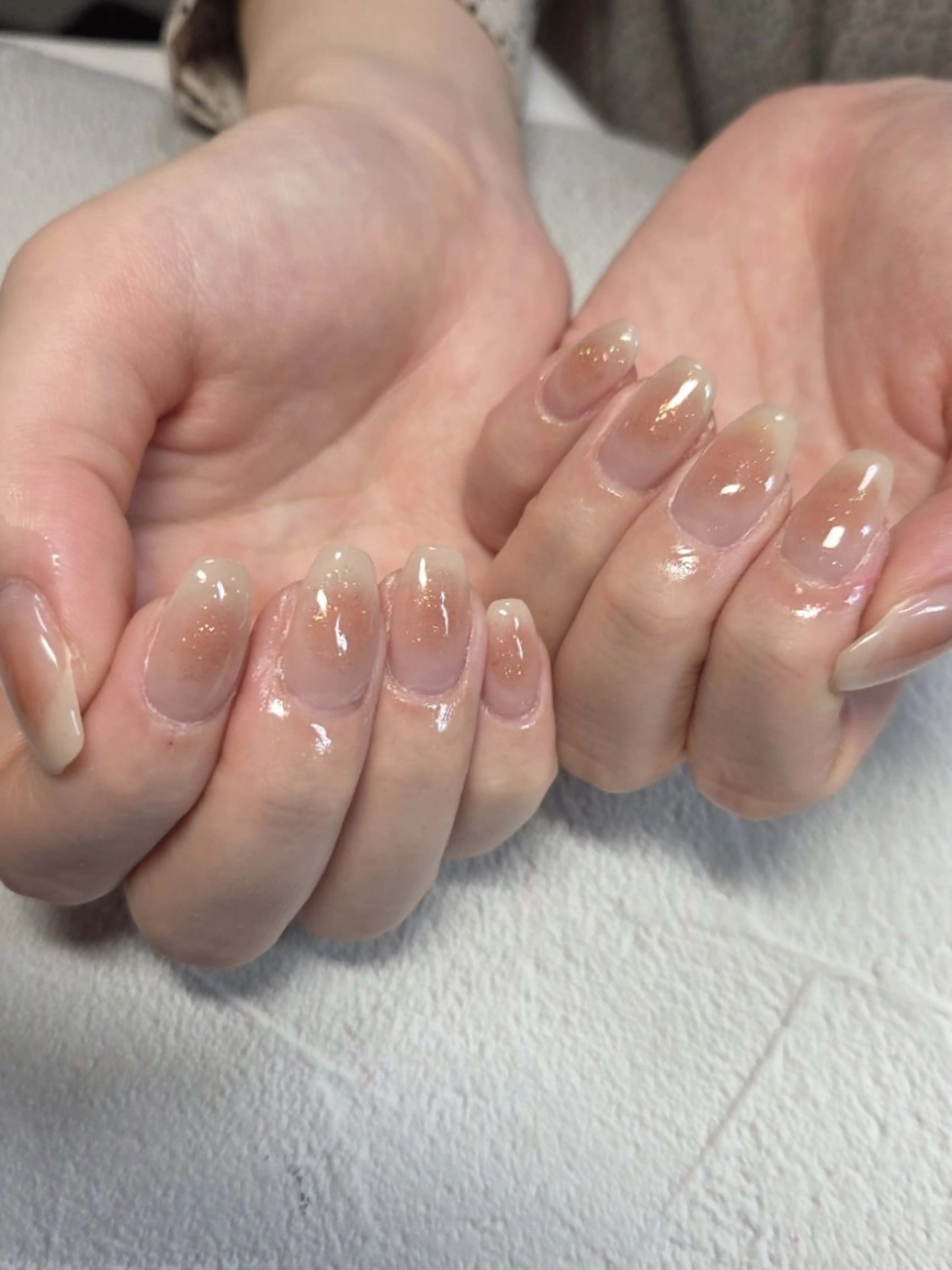 ネイル チークネイル 長さ出し ジェルネイル キラキラネイル ラメ(グリッター) ハンドネイル flure de neige yukiのネイルデザイン