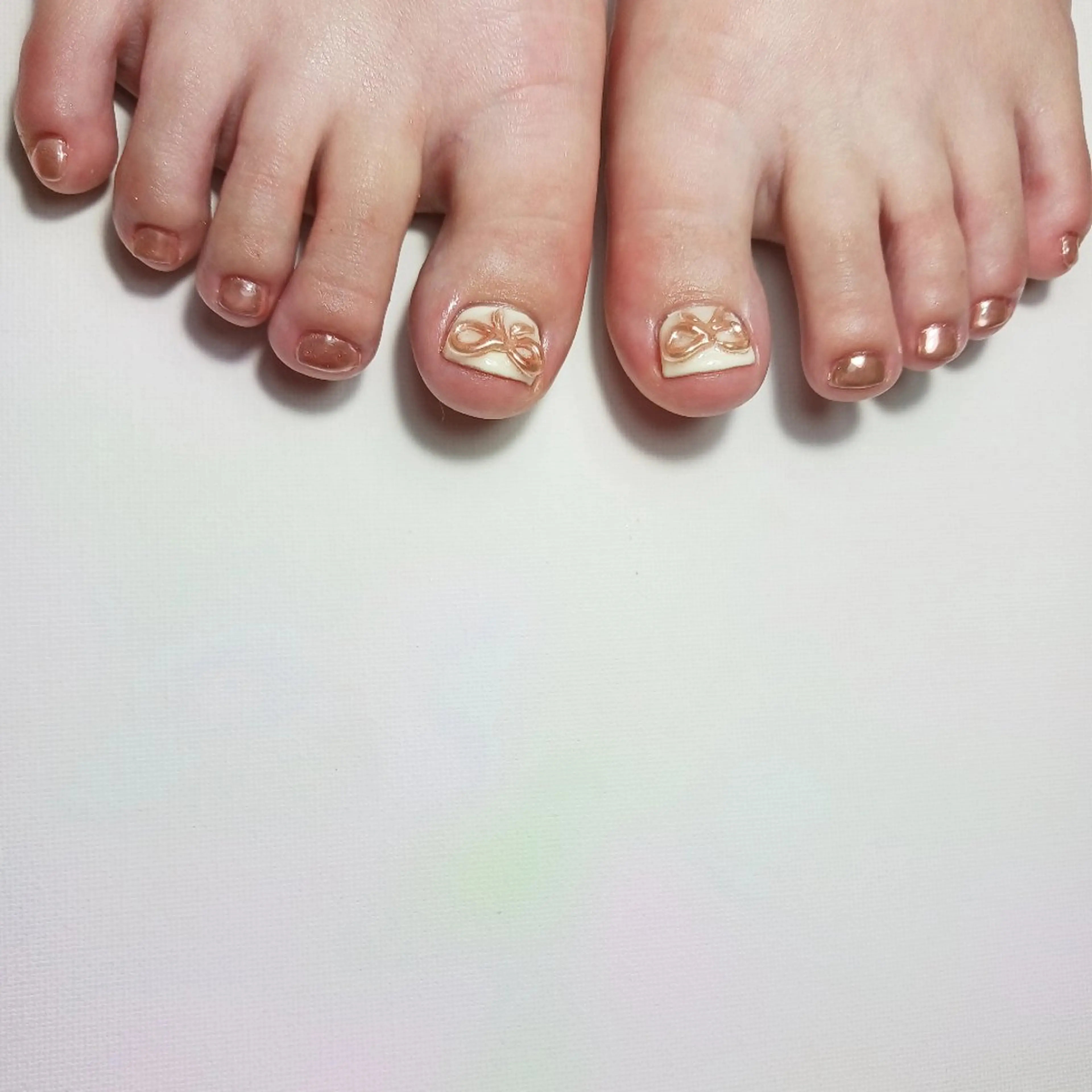 ネイル ジェルネイル ゴールド 持ち込み ピンク リボン フットネイル owlnail /持込みデザイン専門のネイルデザイン