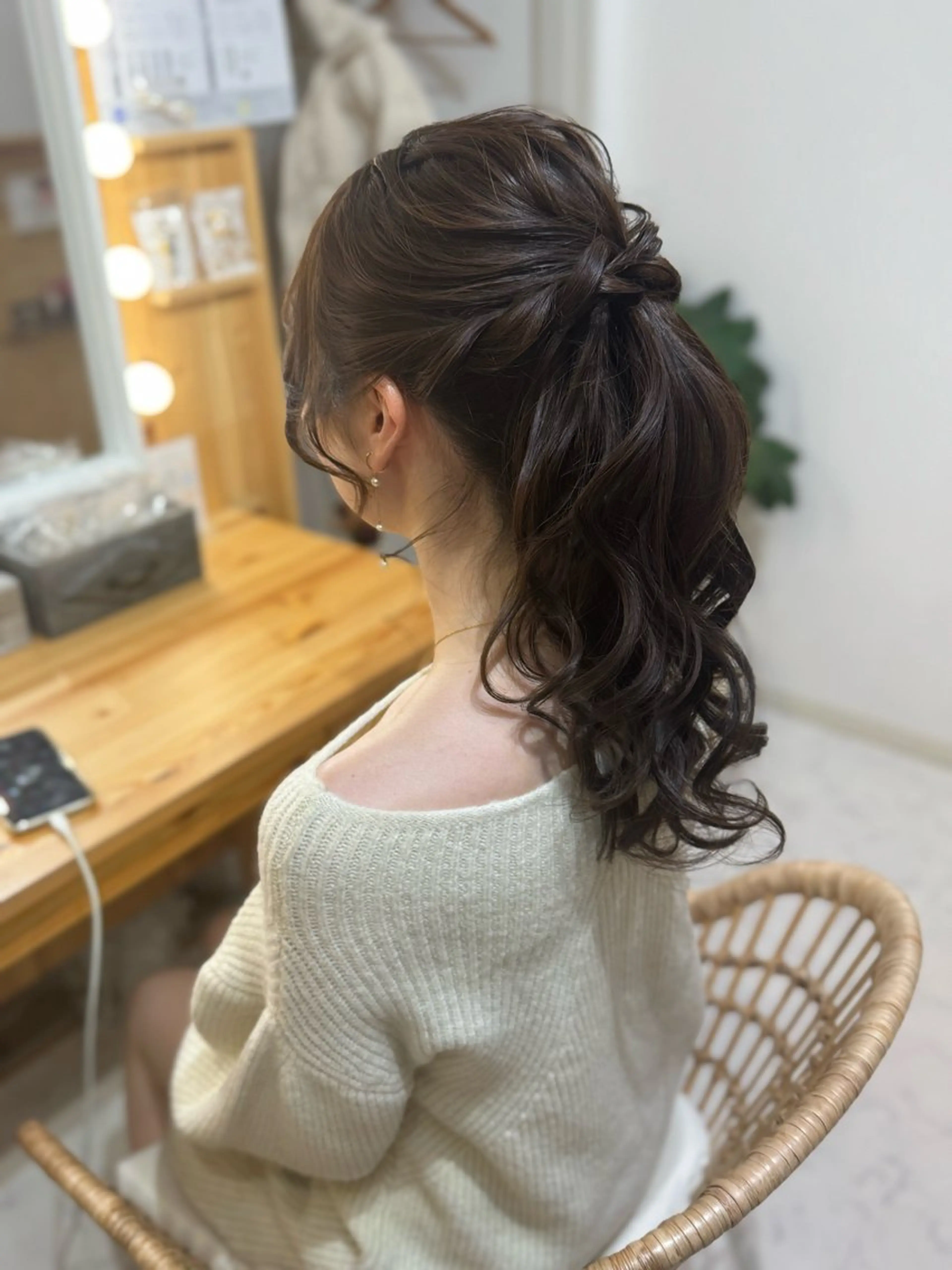 ヘアアレンジ 鷲見 望のヘアスタイル