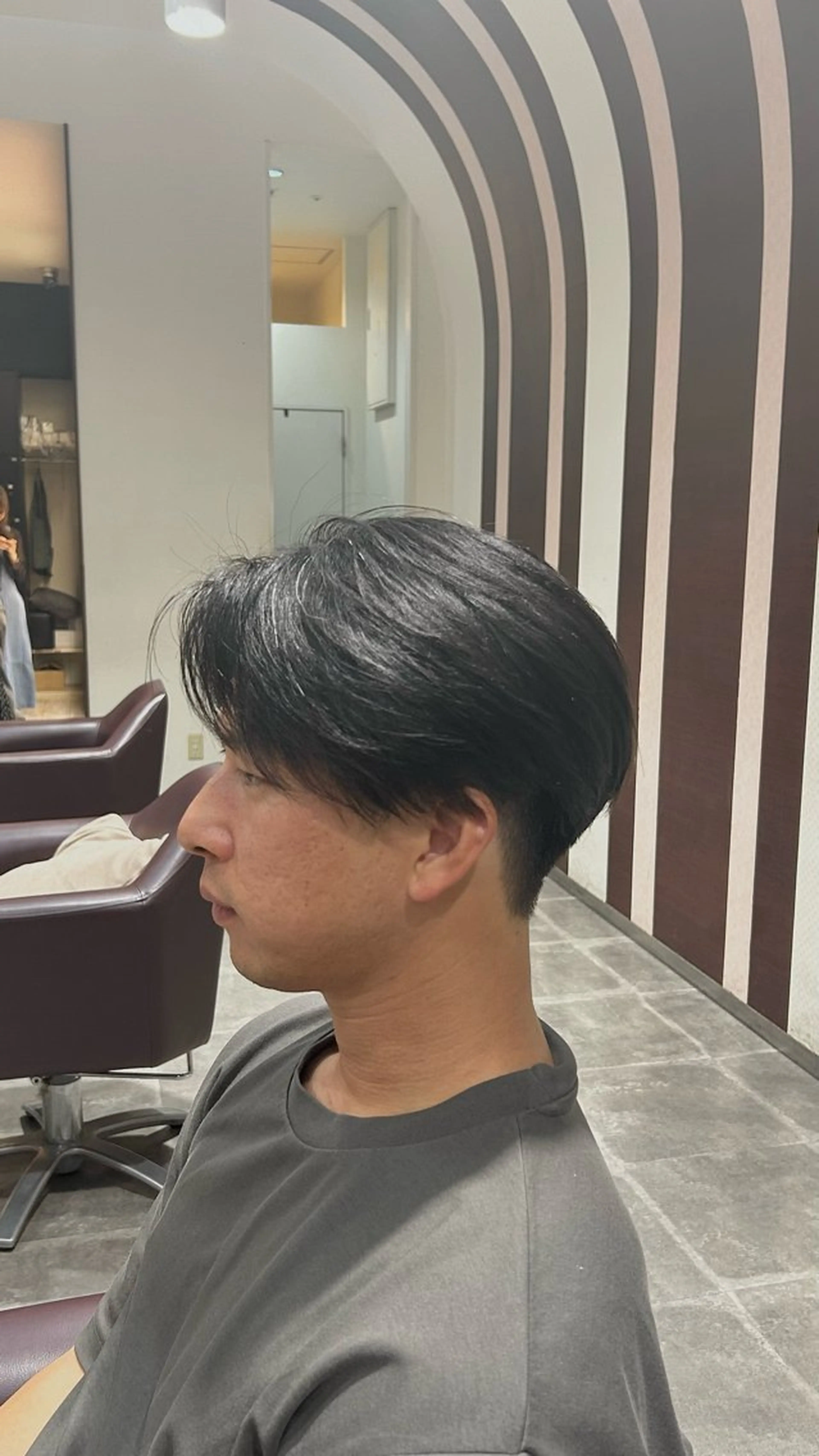 ミディアム メンズ La bless なんばスカイオ所属・韓国レイヤー/顔周り カット/Takunaのヘアスタイル