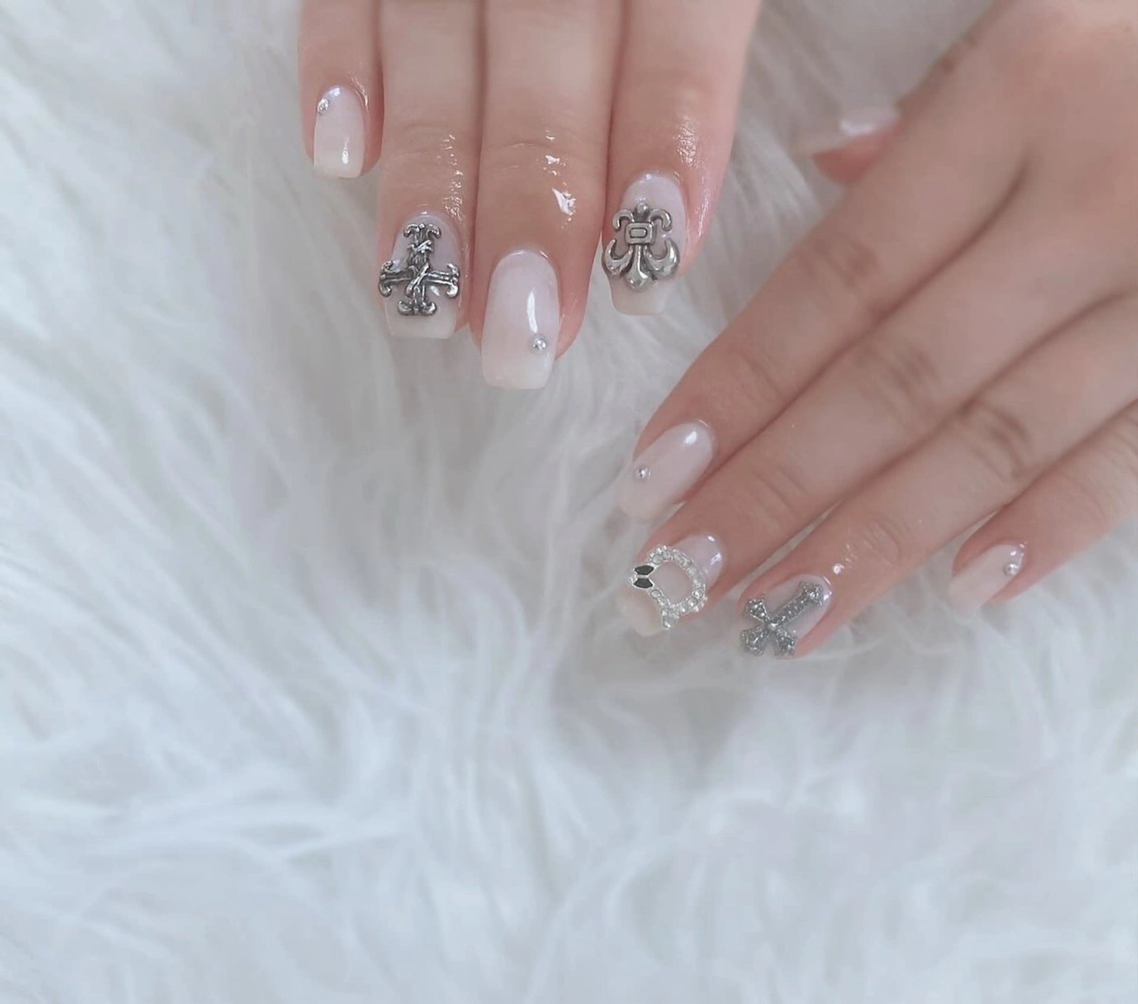 ネイル ハンドネイル ESPOIR Ｎのネイルデザイン