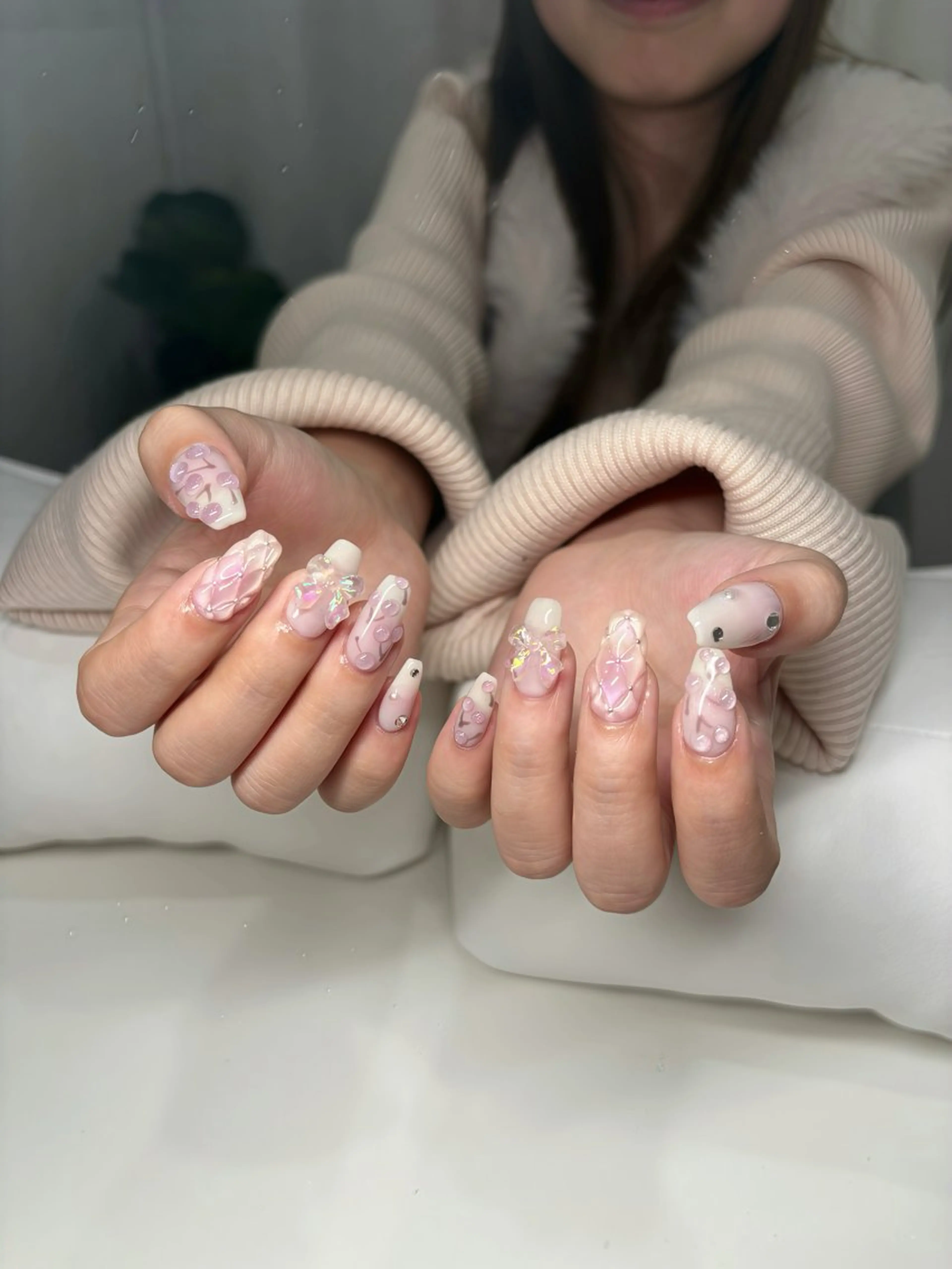 ネイル ぷっくりネイル ハンドネイル ネイルサロン /しあわせたいむ🌱のネイルデザイン