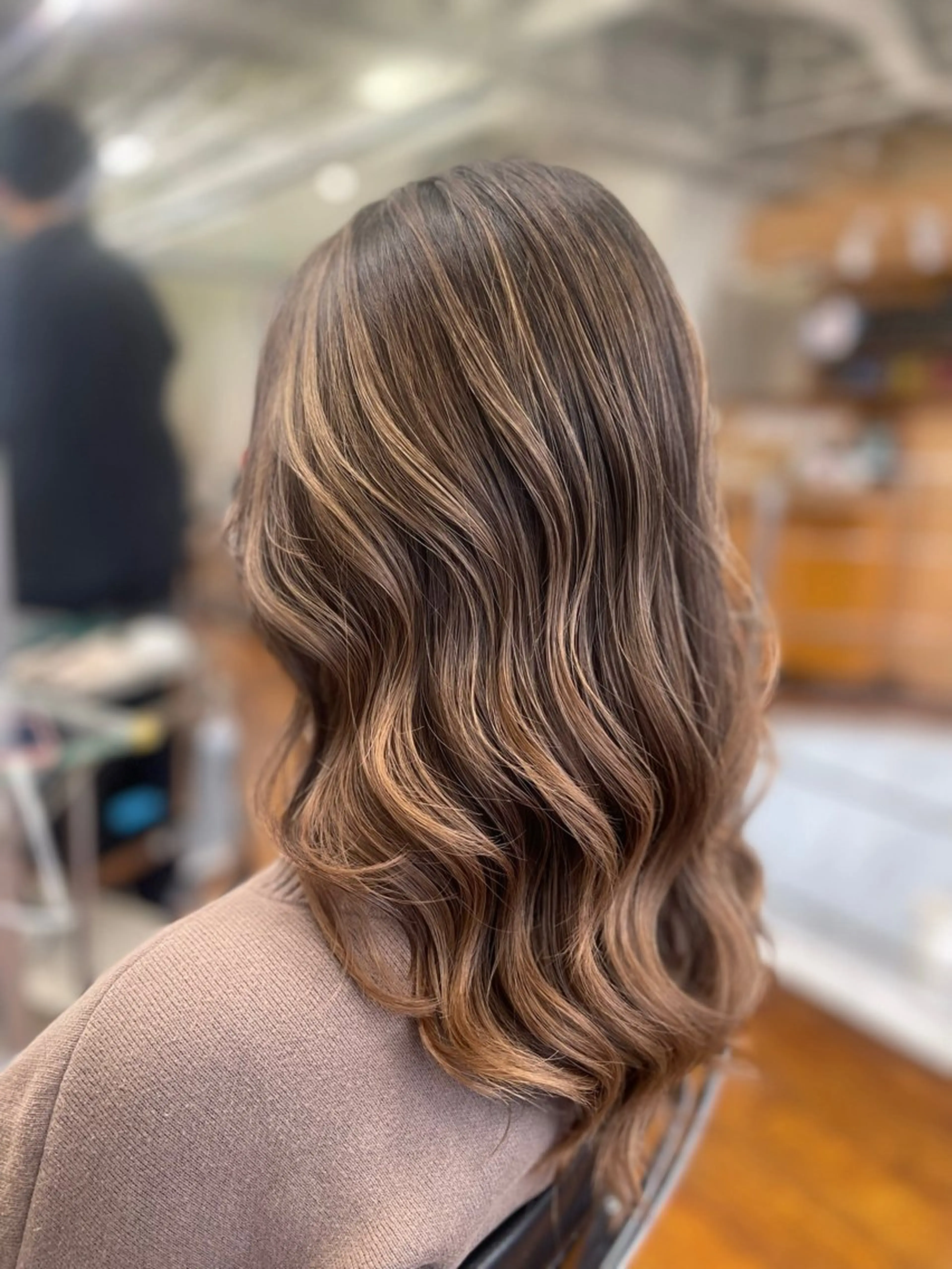 ミディアム CIEL所属・バレイヤージュ⭐️ 栄/舩木裕矢のヘアスタイル