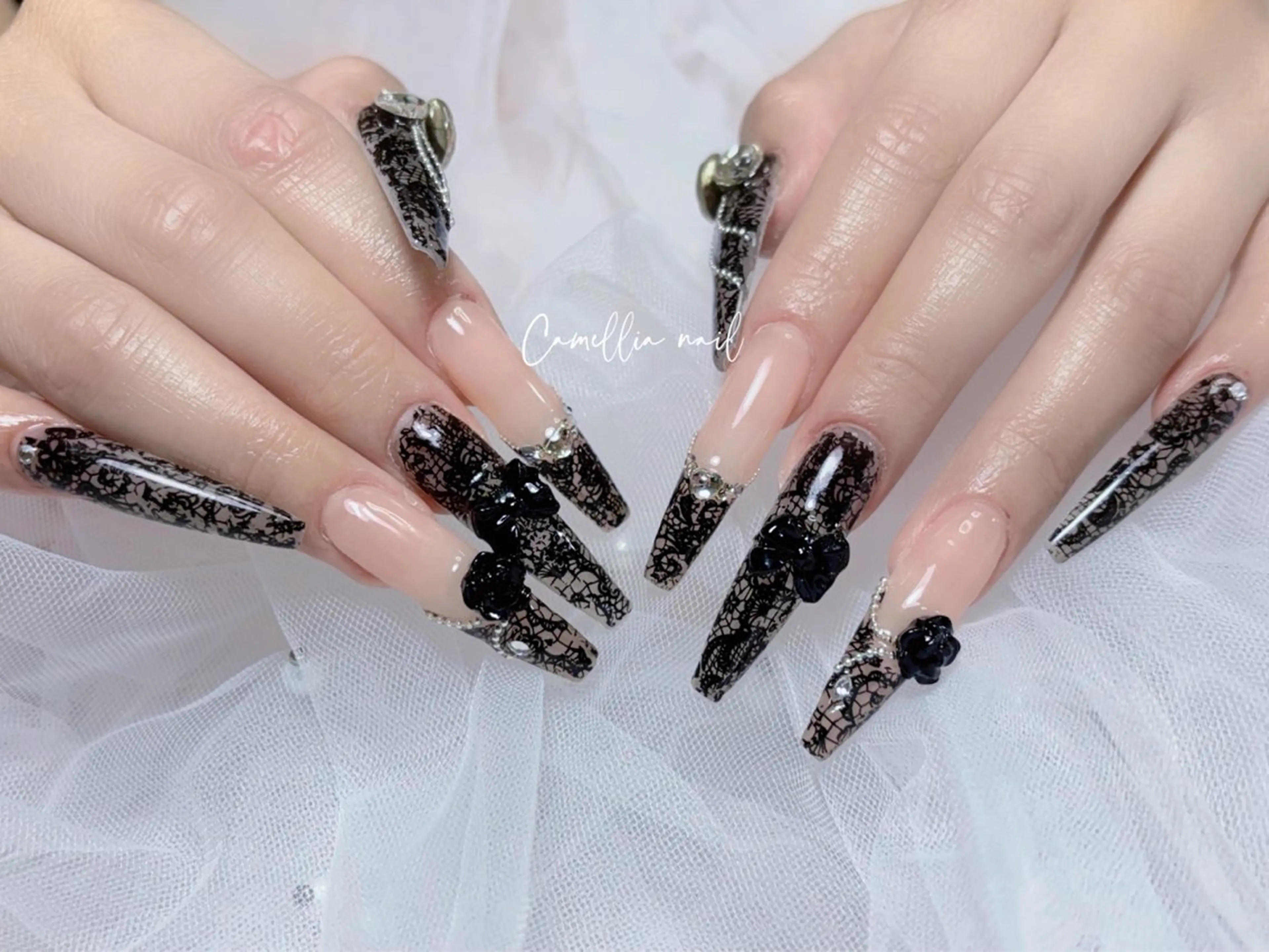 ネイル Camellia 長さだし& デザインのネイルデザイン