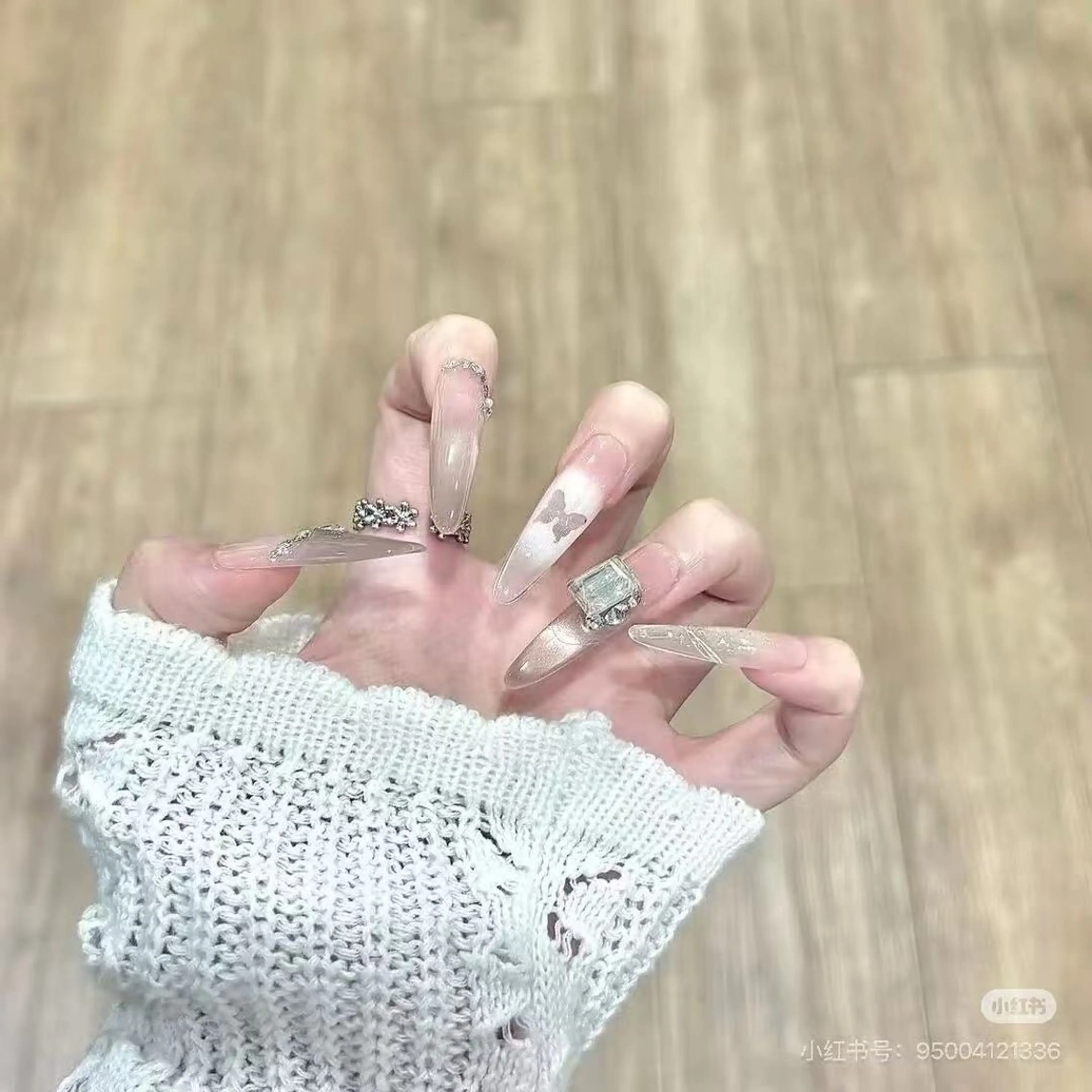 ネイル アートネイル 韓国ネイル 持ち込み ニュアンスネイル ワンカラーネイル イブ ネイリのネイルデザイン