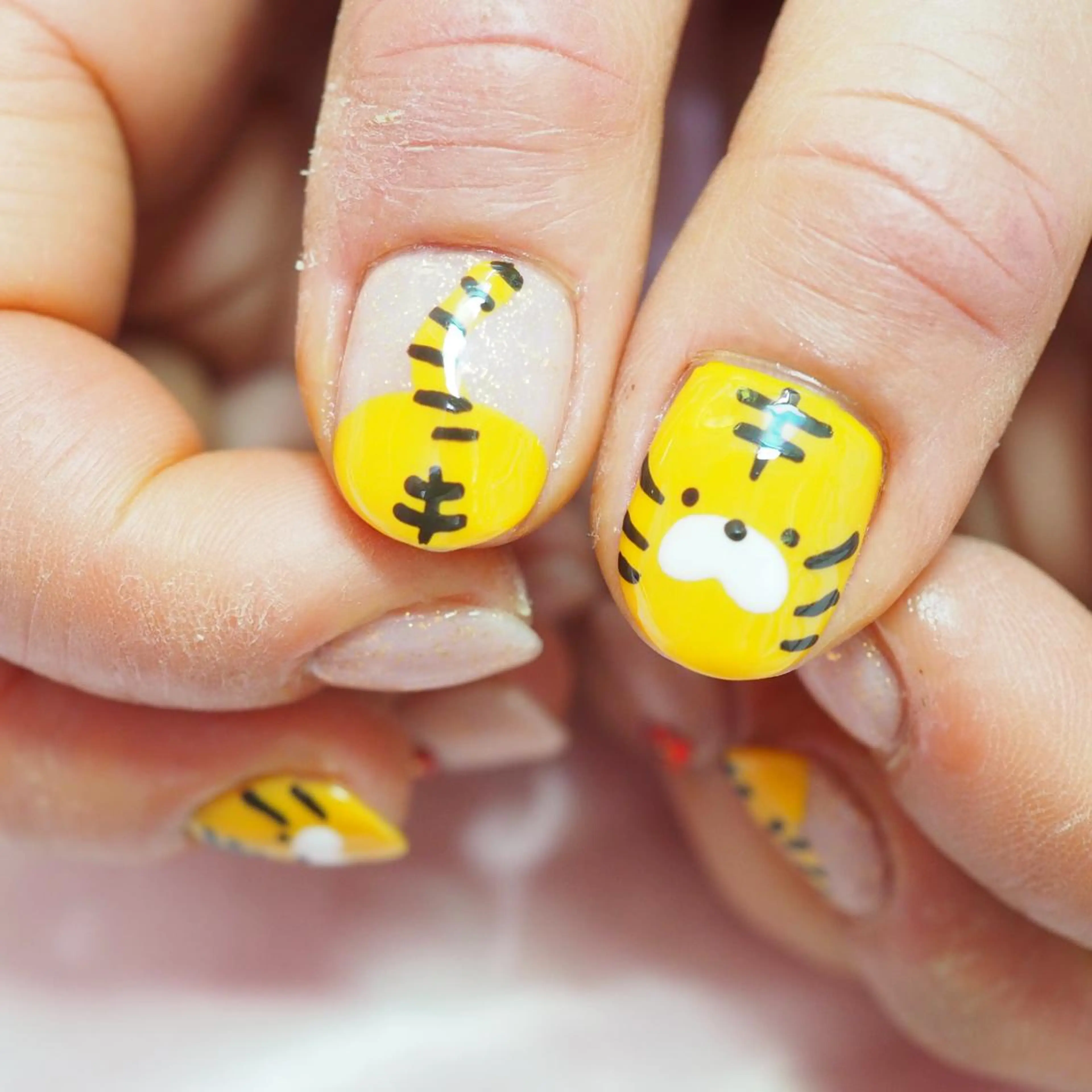 ネイル ハンドネイル 深爪を断らない スカルプ高評価店のネイルデザイン