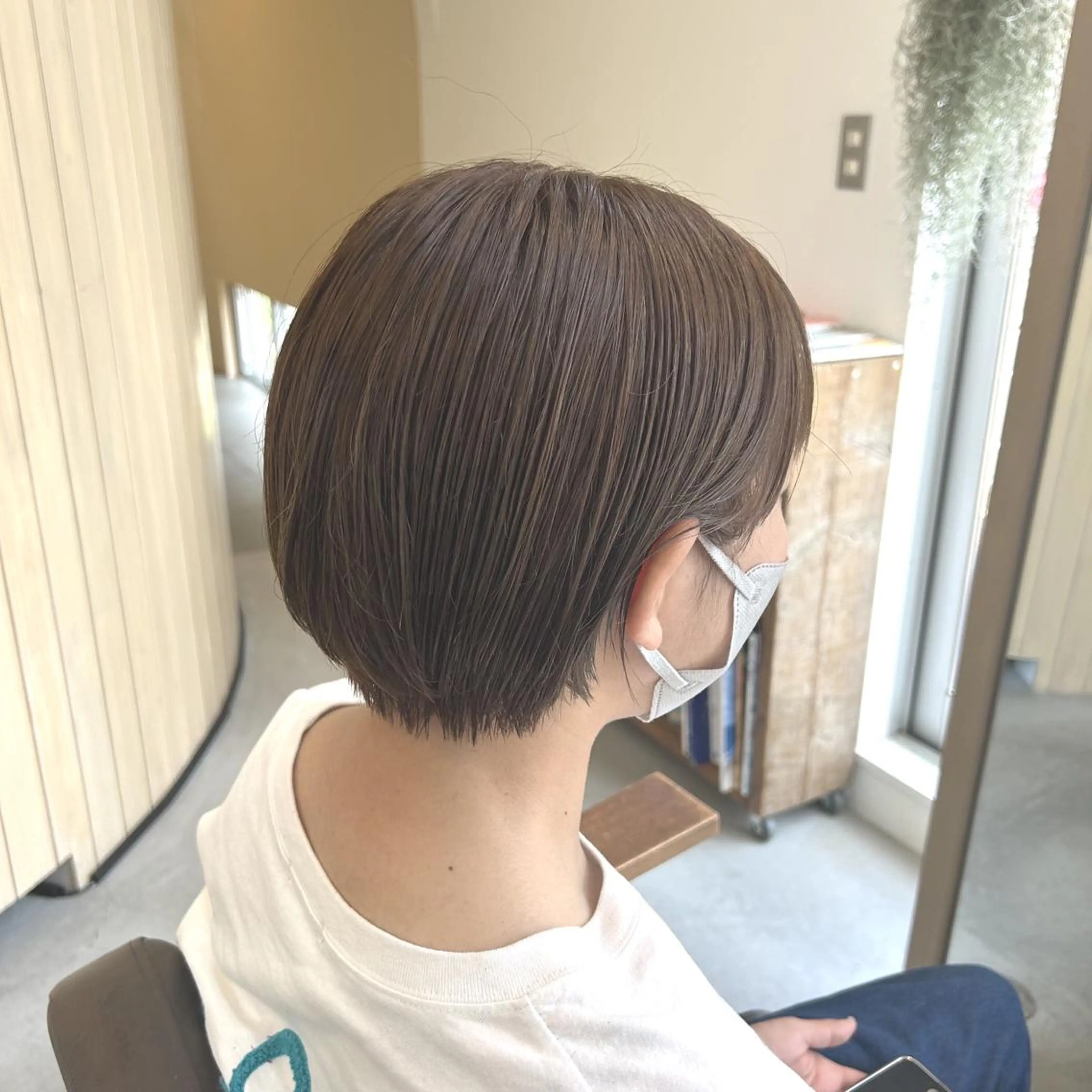 ショート カット ヘアカラー 綿貫 美雪のヘアスタイル