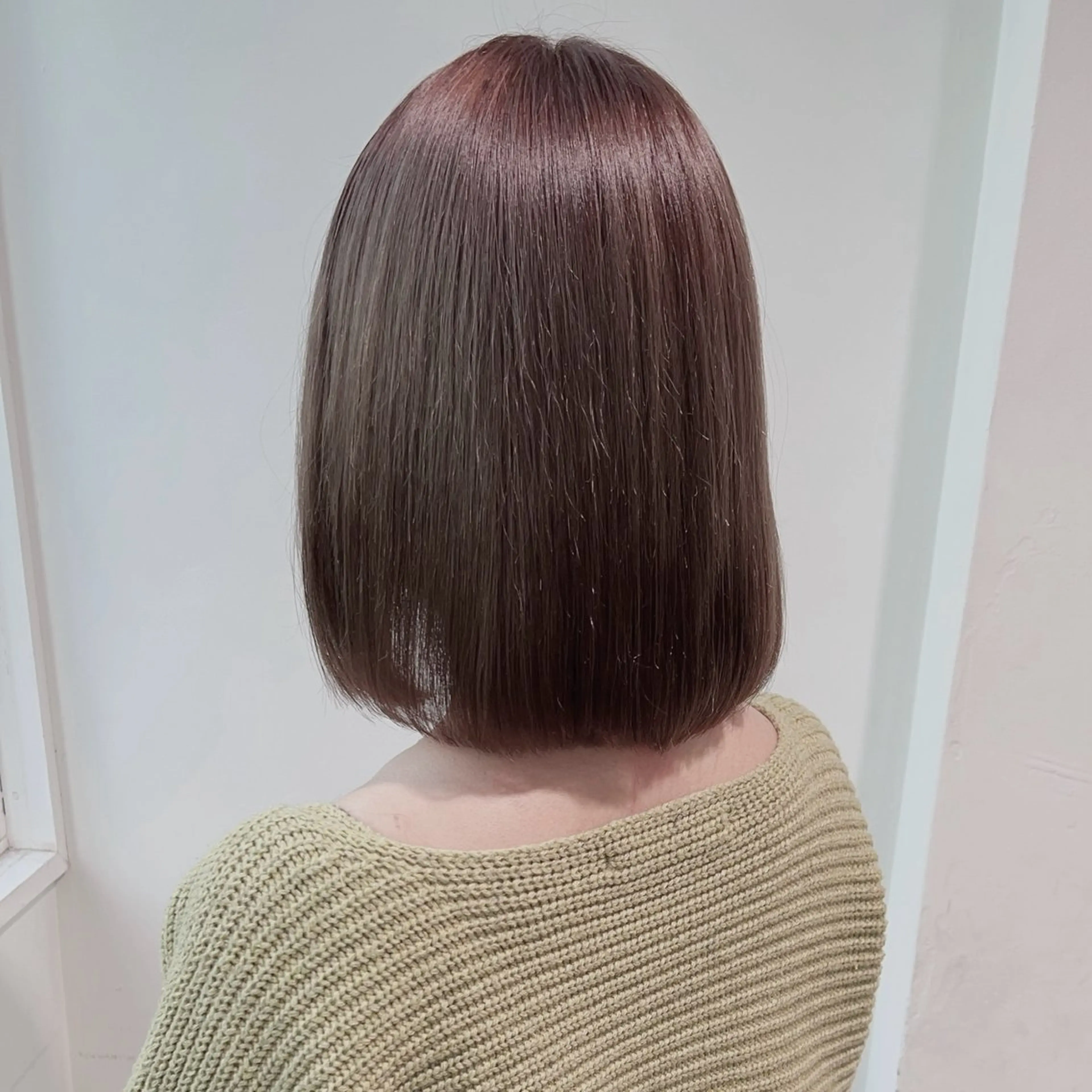 ミディアム カラー ヘアカラー トリートメント ヘッドスパ ヘアセット 𓏸レイヤー髪質改善 透けカラーカノン🫧のヘアスタイル