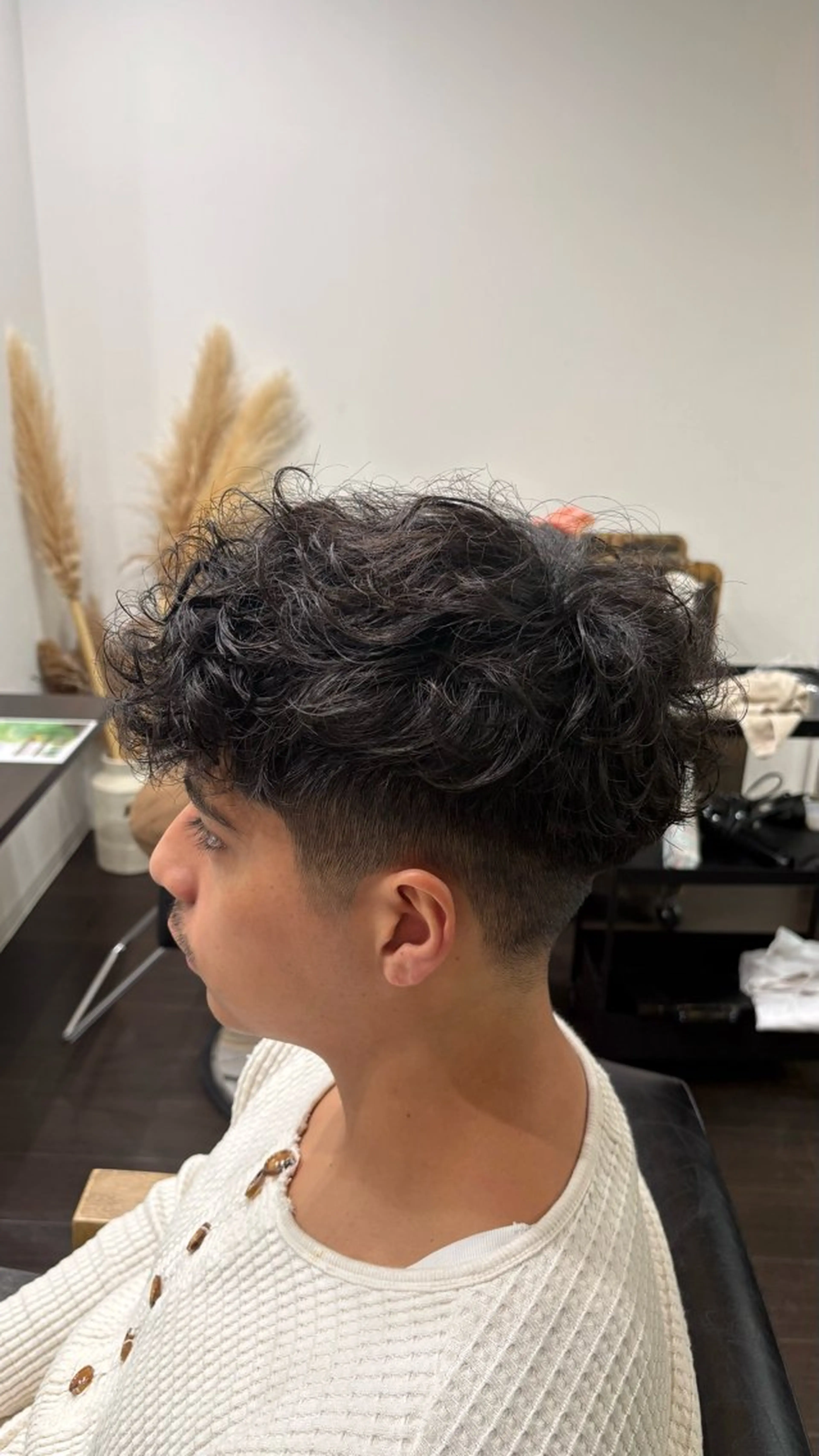 ミディアム パーマ カット 高田 圭佑のヘアスタイル