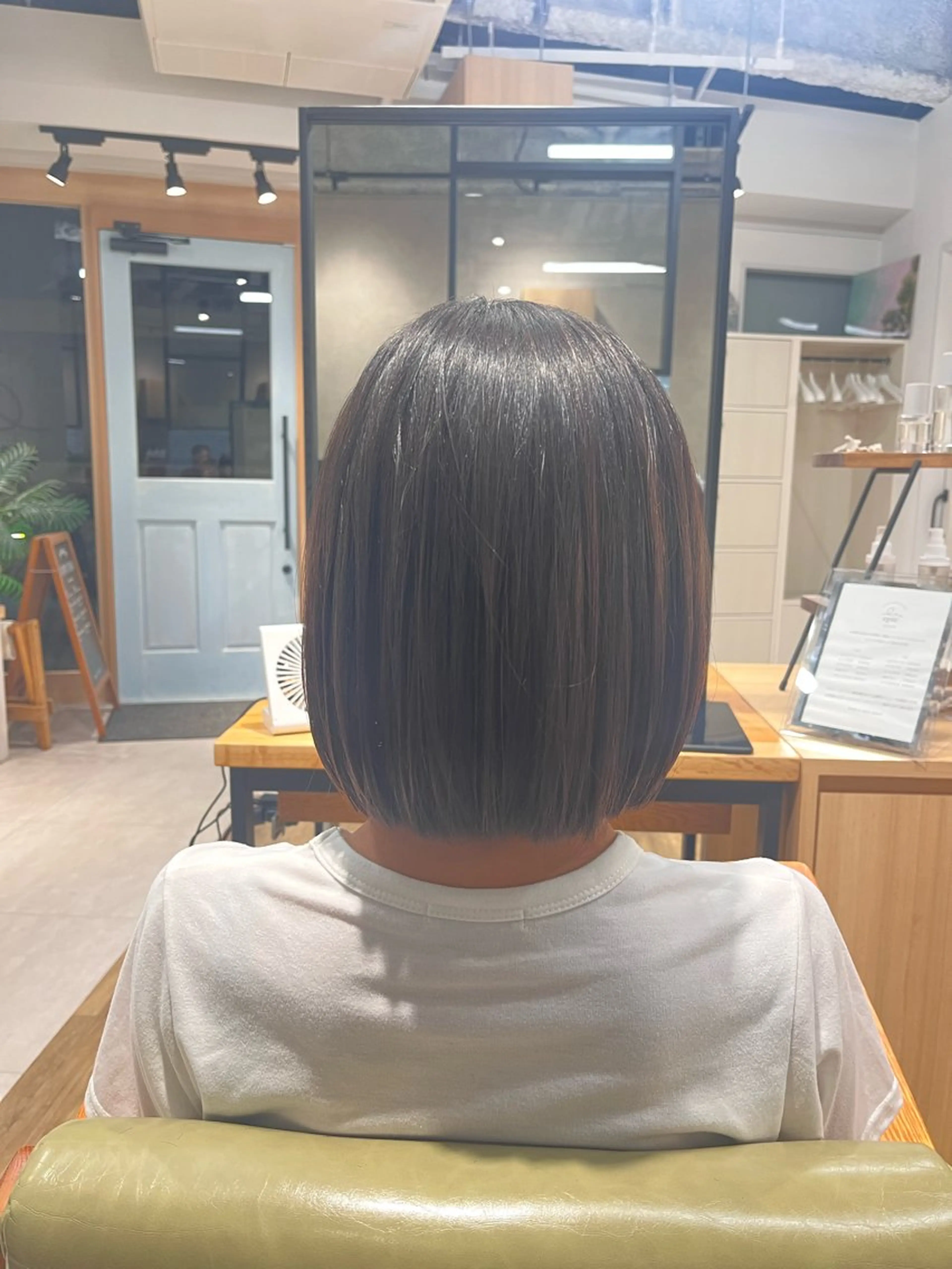 ショート ボブ カット epic所属・武田 綺音のヘアスタイル