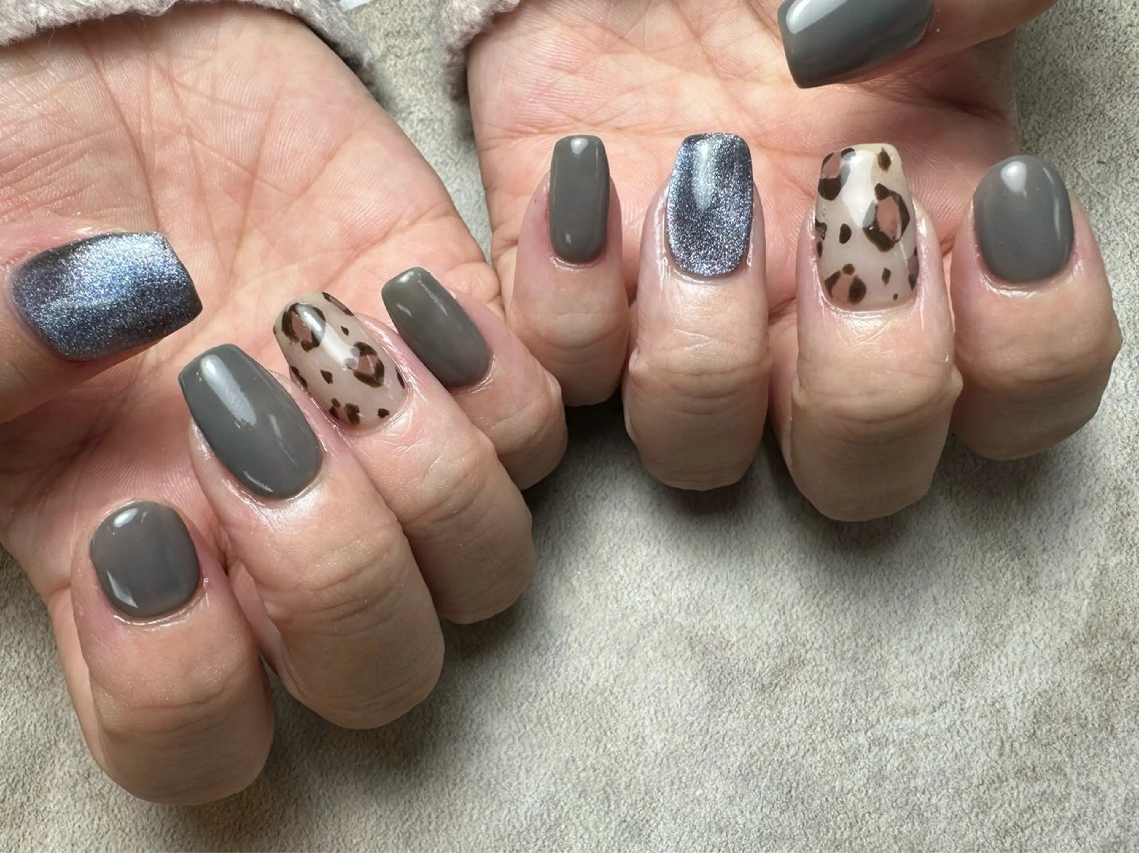 ネイル アニマル柄 ブルー nailroom Anmie.のネイルデザイン