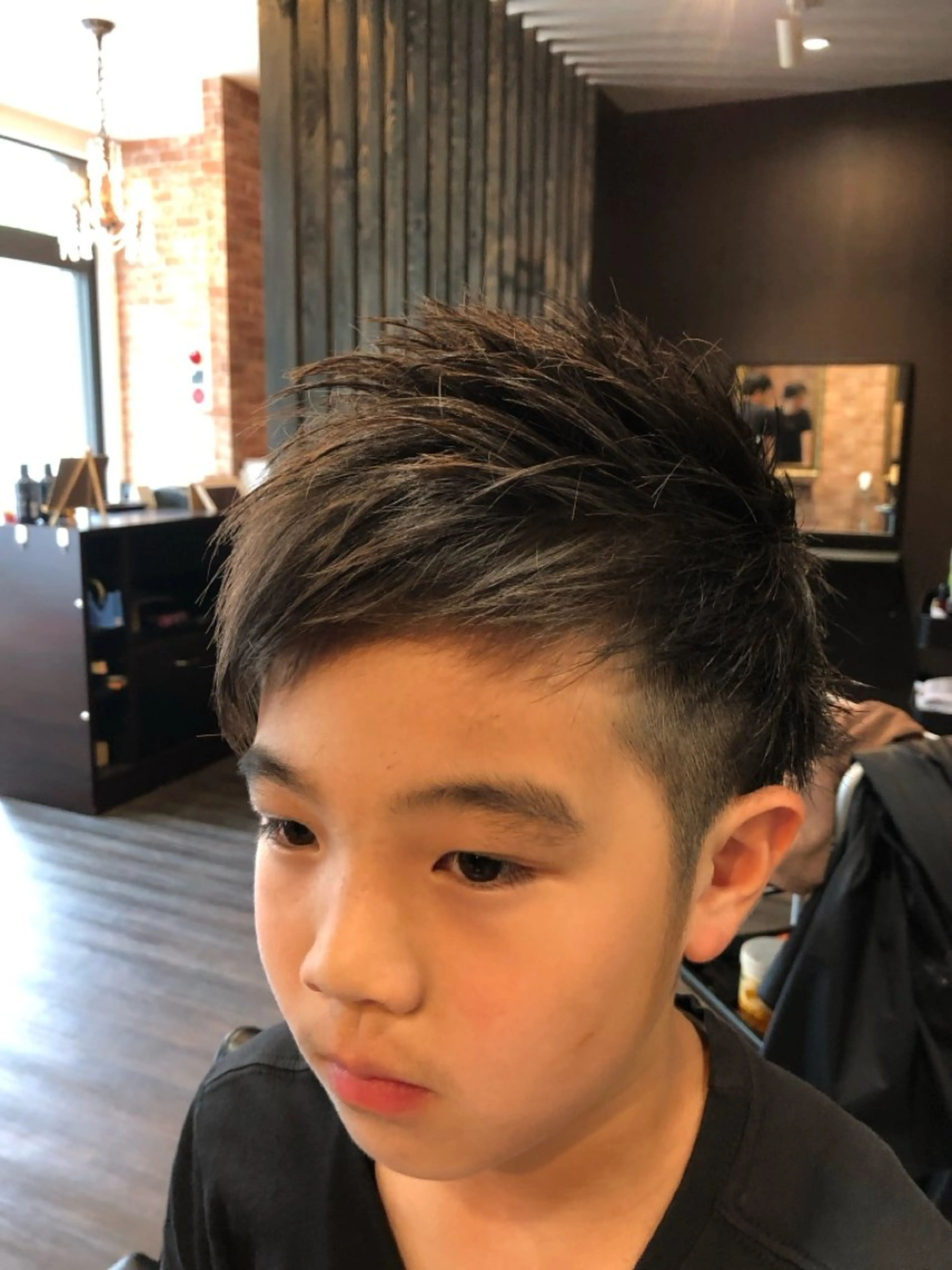 ショート メンズ カット 普天間 翔太のヘアスタイル