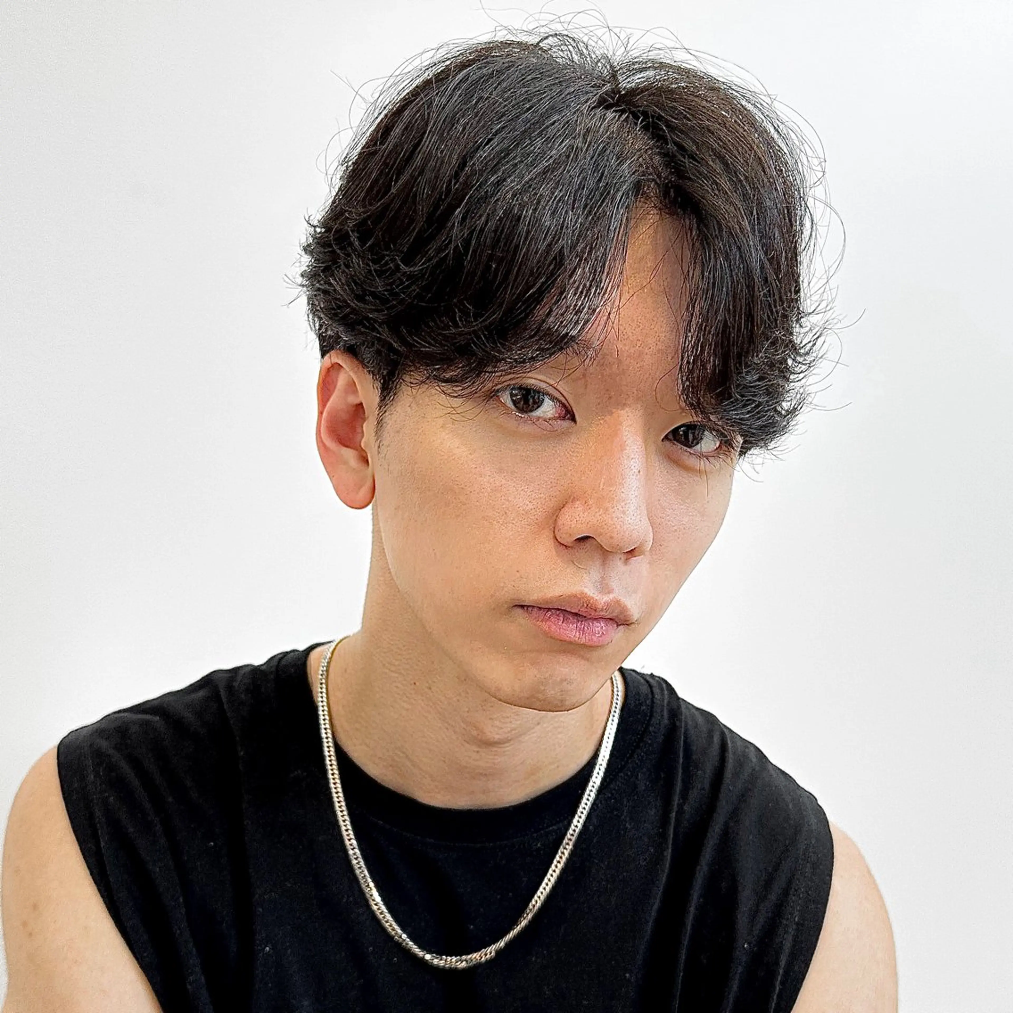 ショート カラー パーマ メンズ アップバング ダウンパーマ メンズ韓国風 メンズパーマ メンズツイストパーマ カット パーマ ヘッドスパ 朝楽メンズパーマ 🥇メンズカット吉田のヘアスタイル