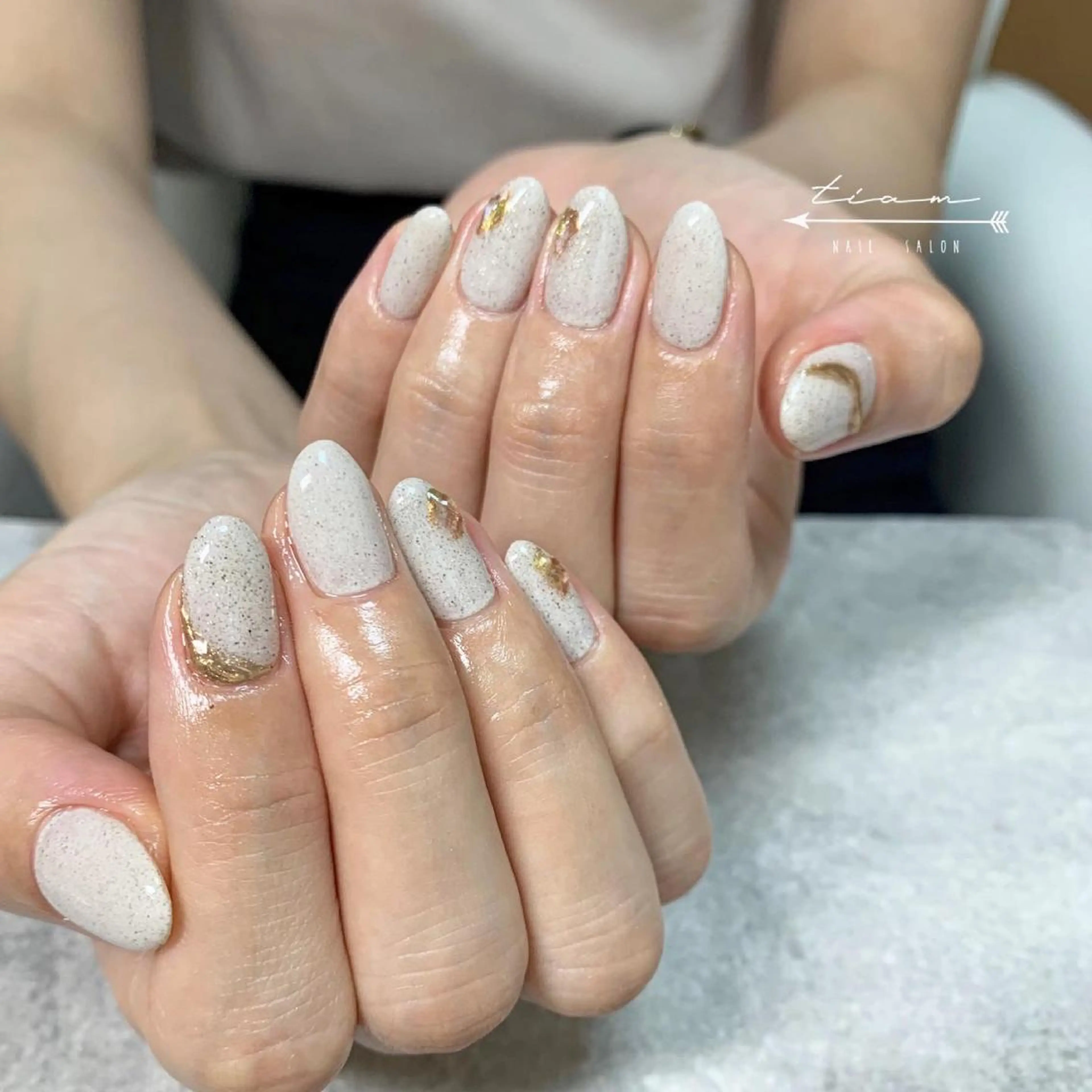 ネイル アートネイル ミラーネイル 𝑡𝑖𝑎𝑚𓂃 きむらゆきののネイルデザイン