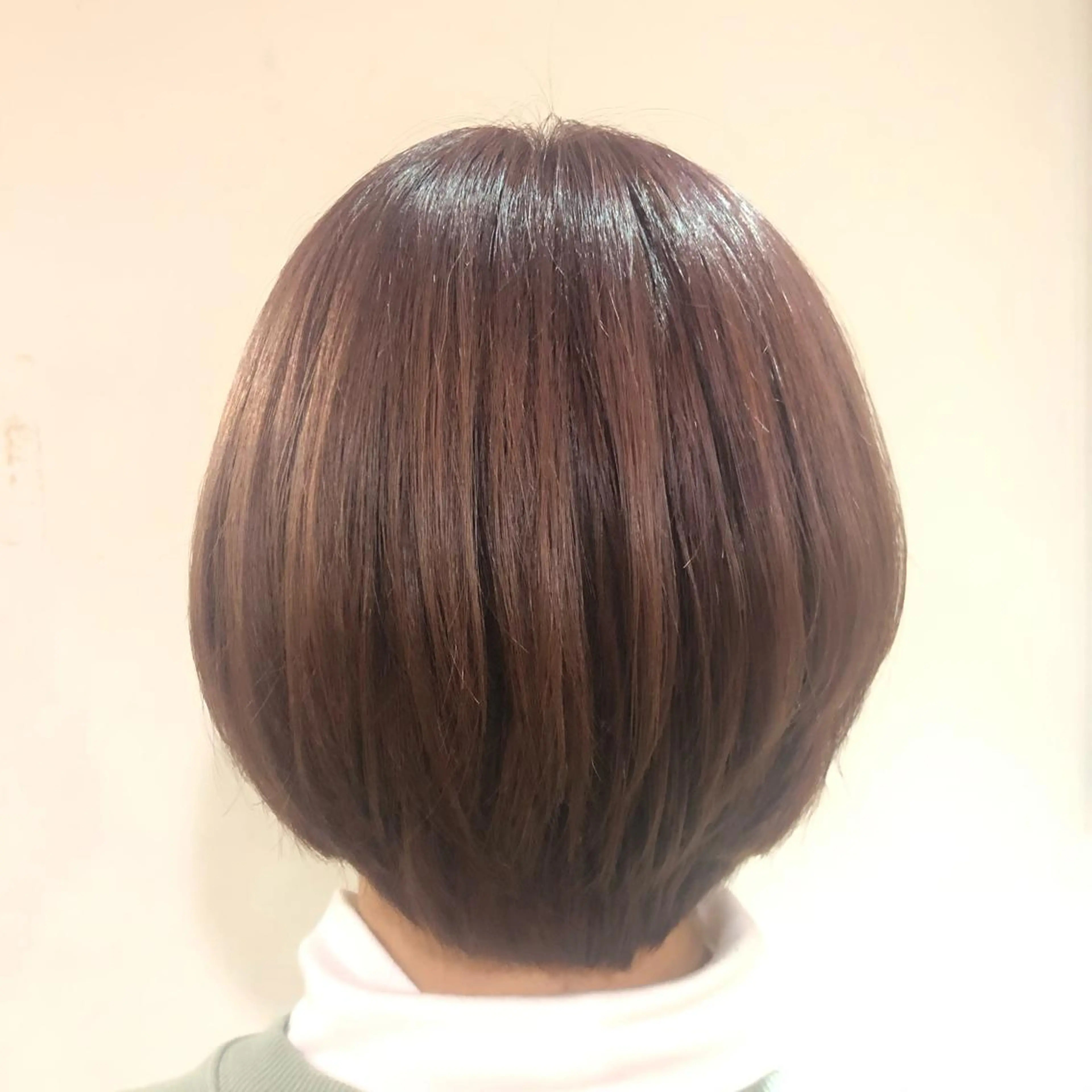 ショート カラー 丸みショート ブラウンカラー ピンクカラー ピンクブラウン ショートヘア 💚 nao💚のヘアスタイル