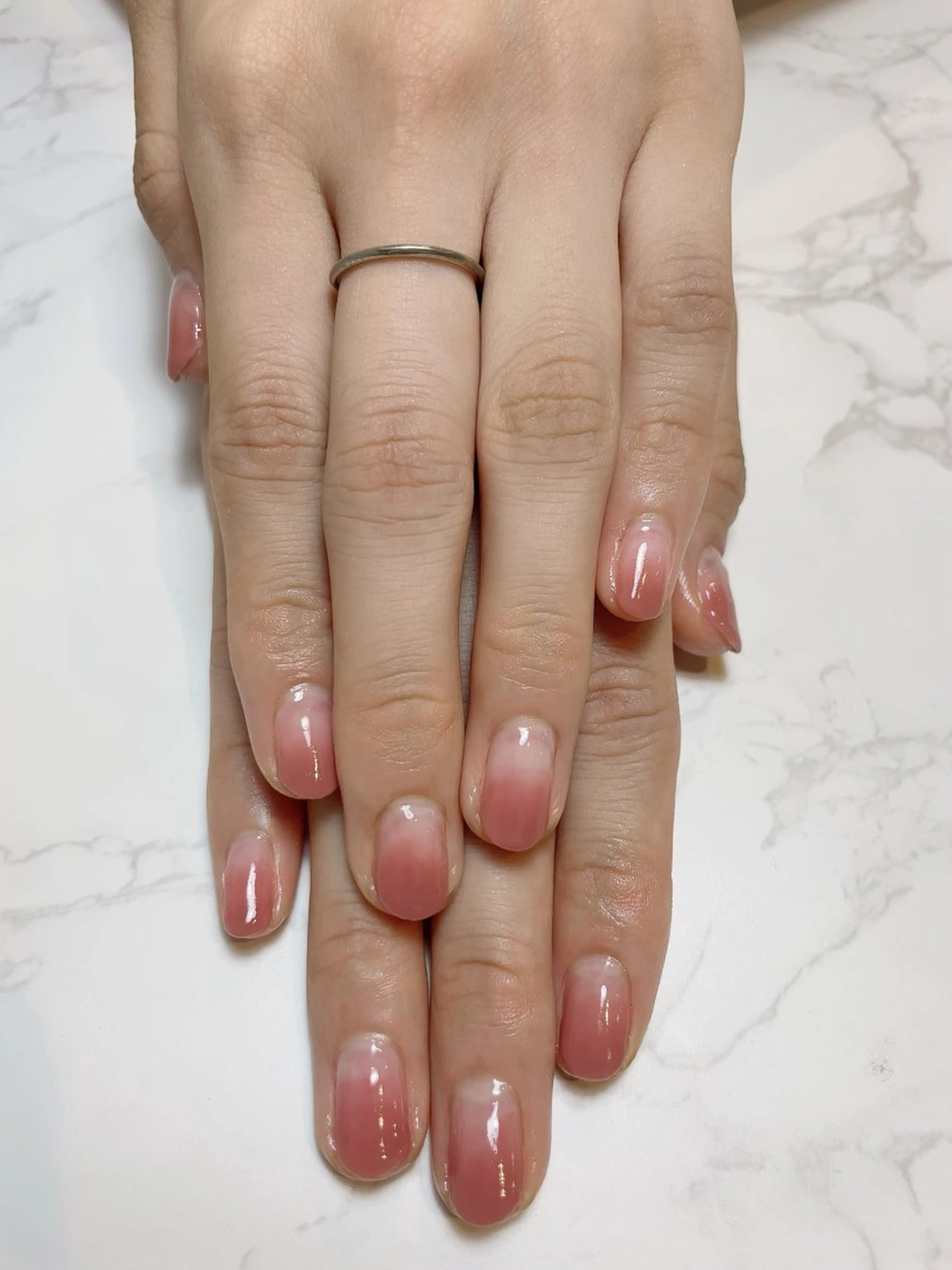 ネイル ジェルネイル グラデーション オフィスネイル ネイルホリック三鷹店 いのうえのネイルデザイン