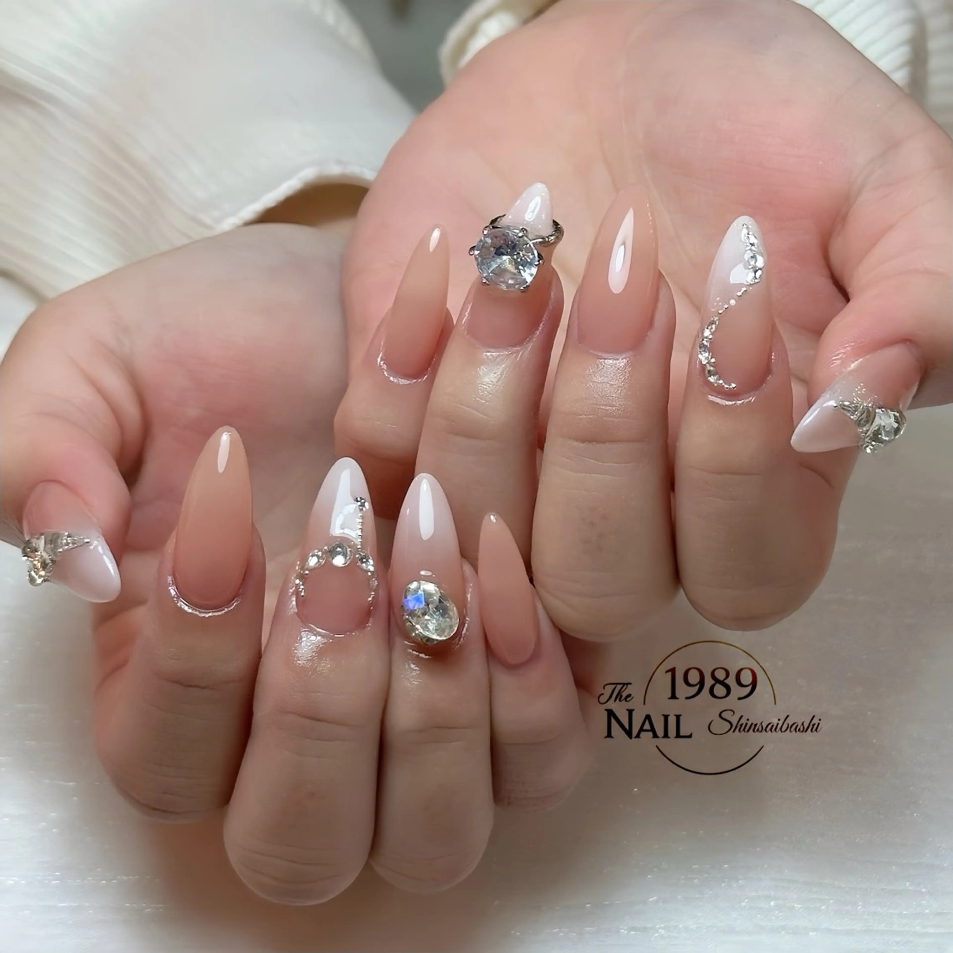 ネイル ハンドネイル The 1989 Nail Salonのネイルデザイン