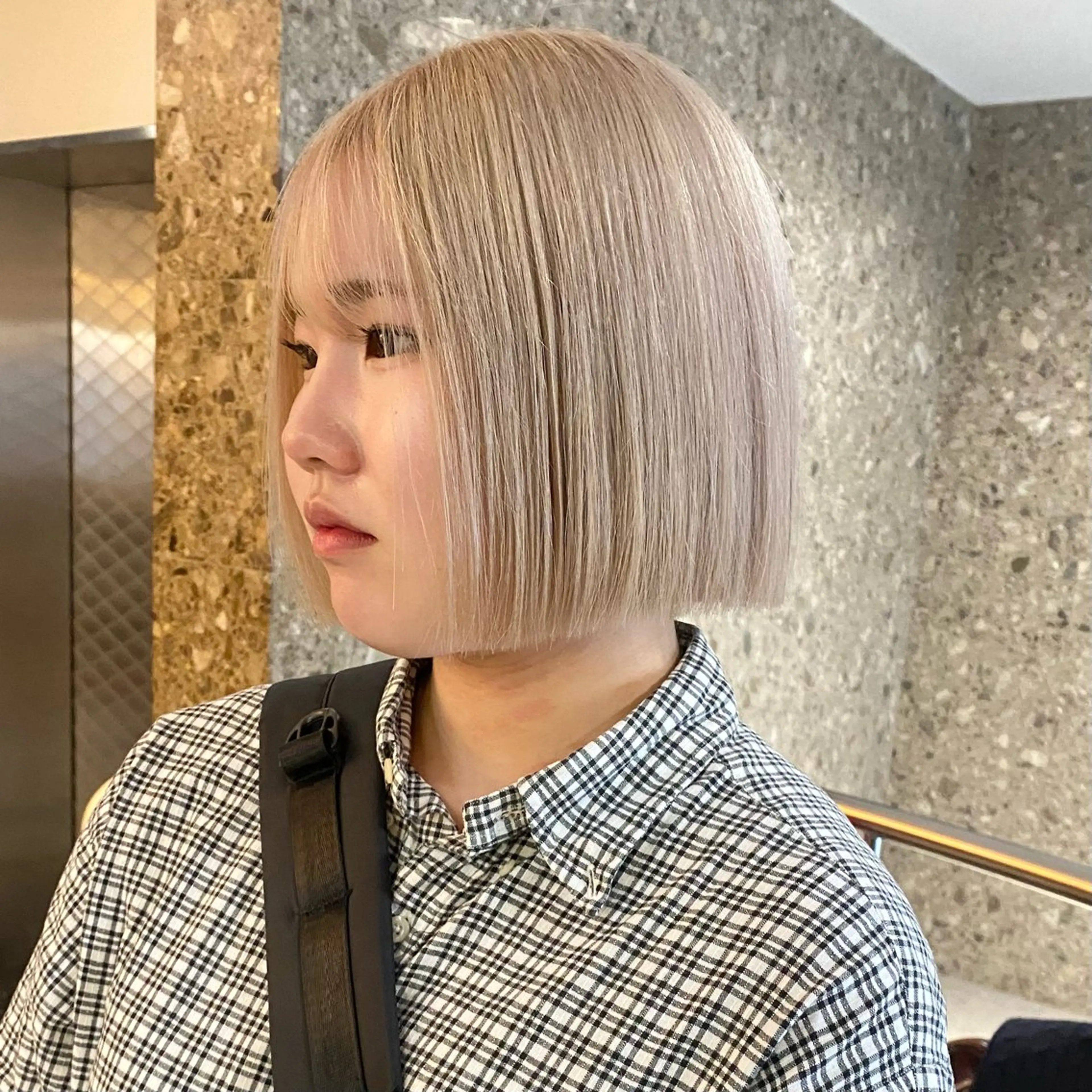 pia透明感ブリーチカラー＋カット＋milbonトリートメント🫧の写真