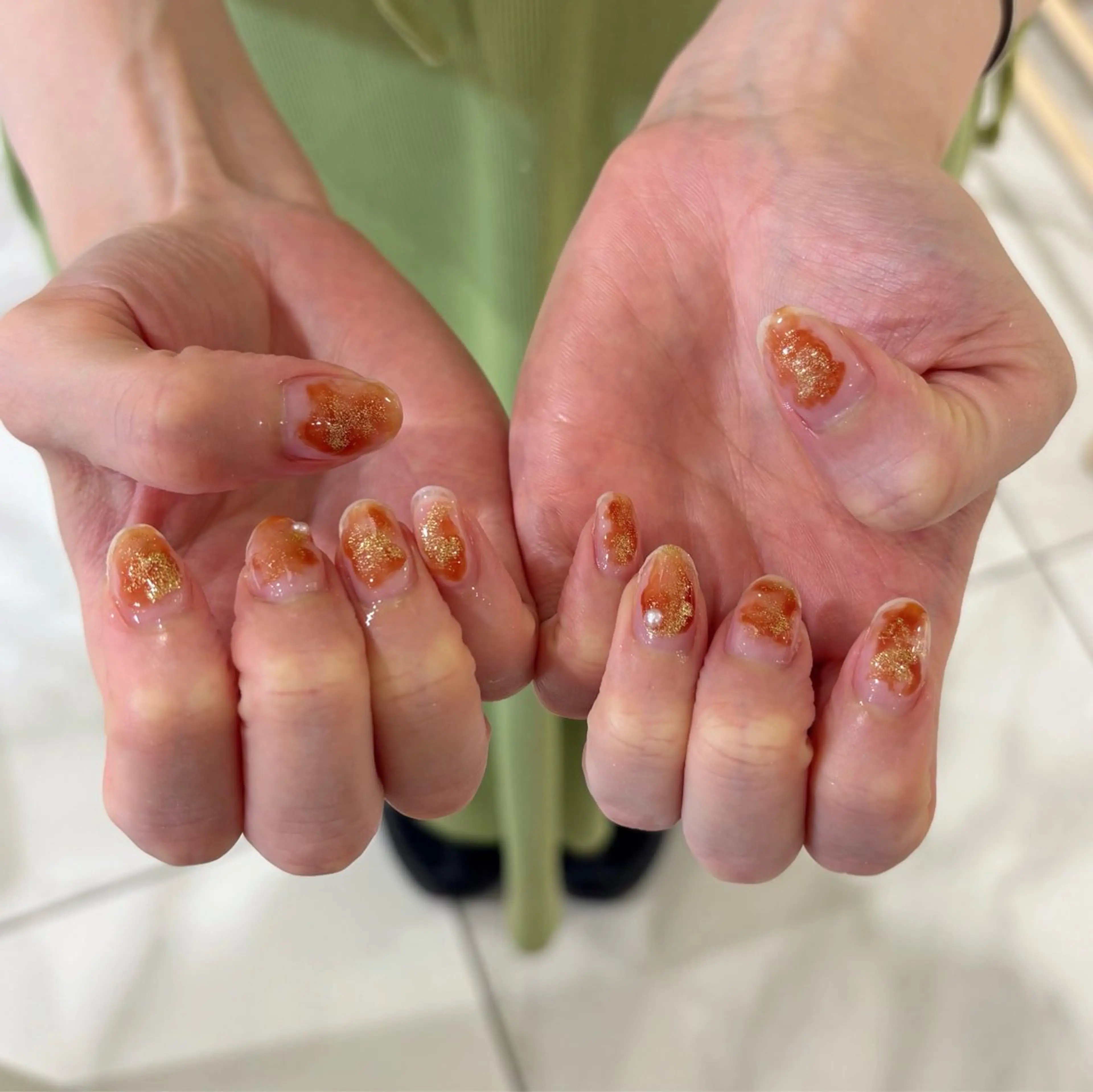 ネイル クリアネイル ニュアンスネイル ハンドネイル 田口 莉紗⌇paragelのネイルデザイン