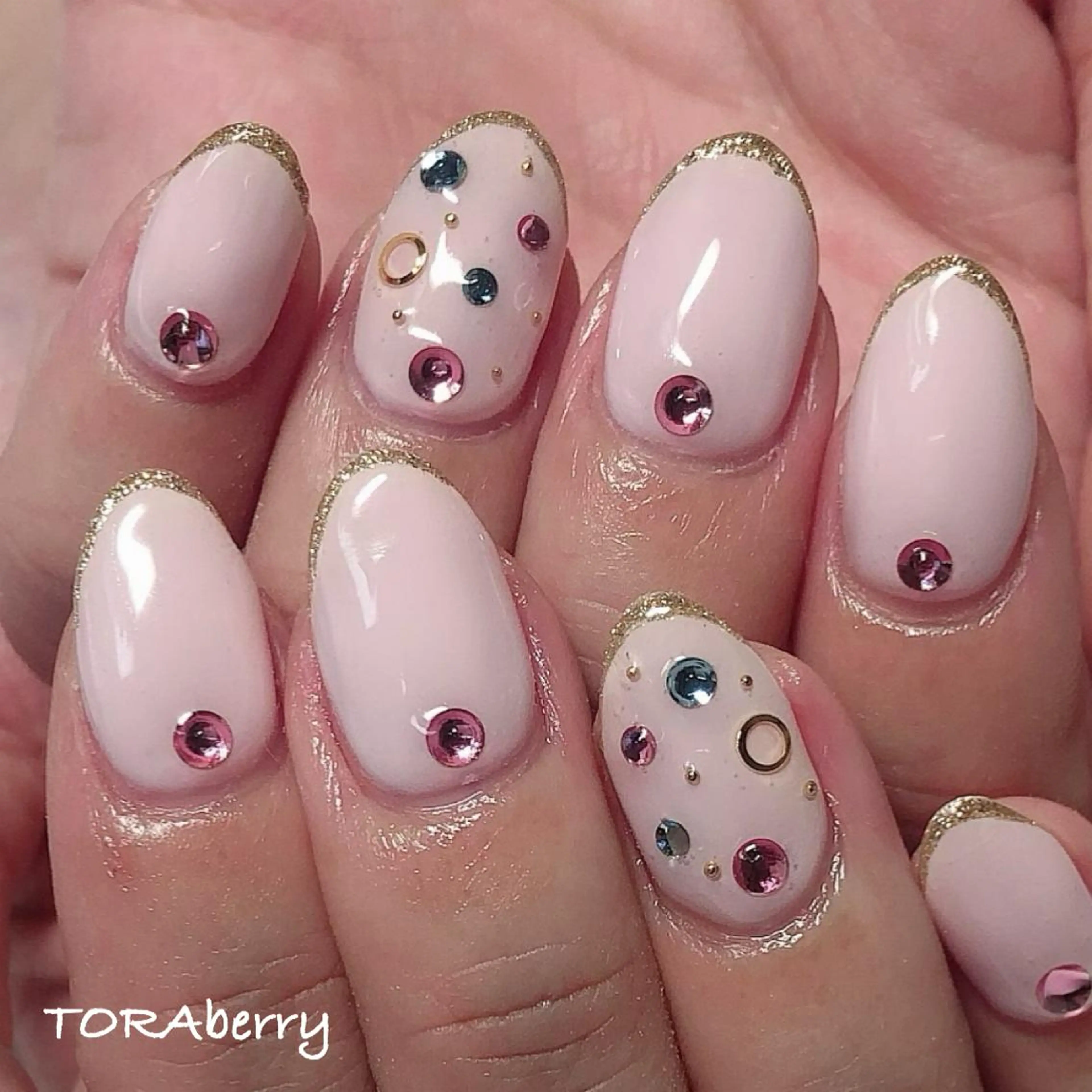 ネイル ラメ(グリッター) ハンドネイル ネイリスト なつみのネイルデザイン