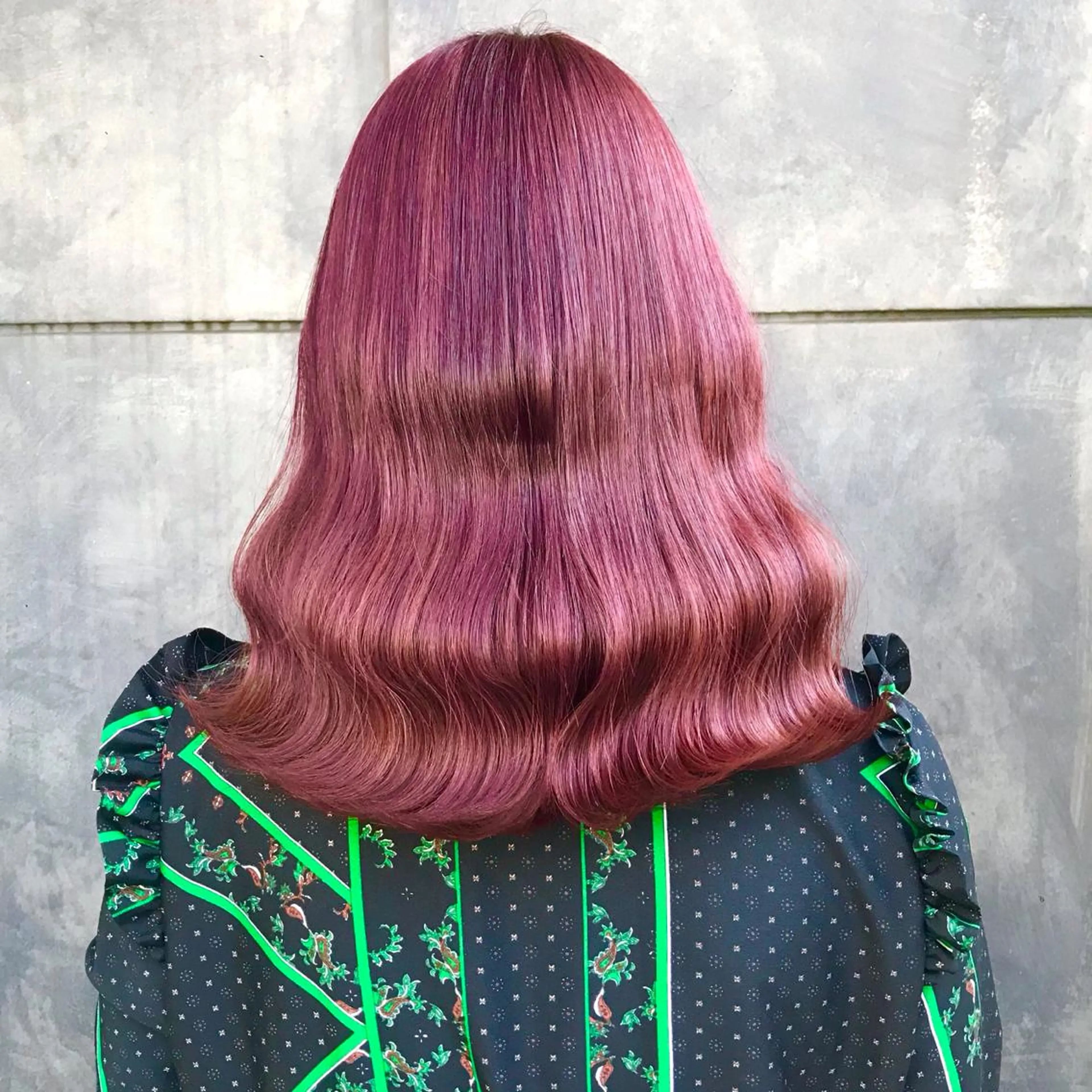 セミロング カラー ブリーチ ラベンダーカラー ピンクカラー ピンクラベンダー タンバルモリ K-POP好き美容師 🇰🇷Kai.Yのヘアスタイル