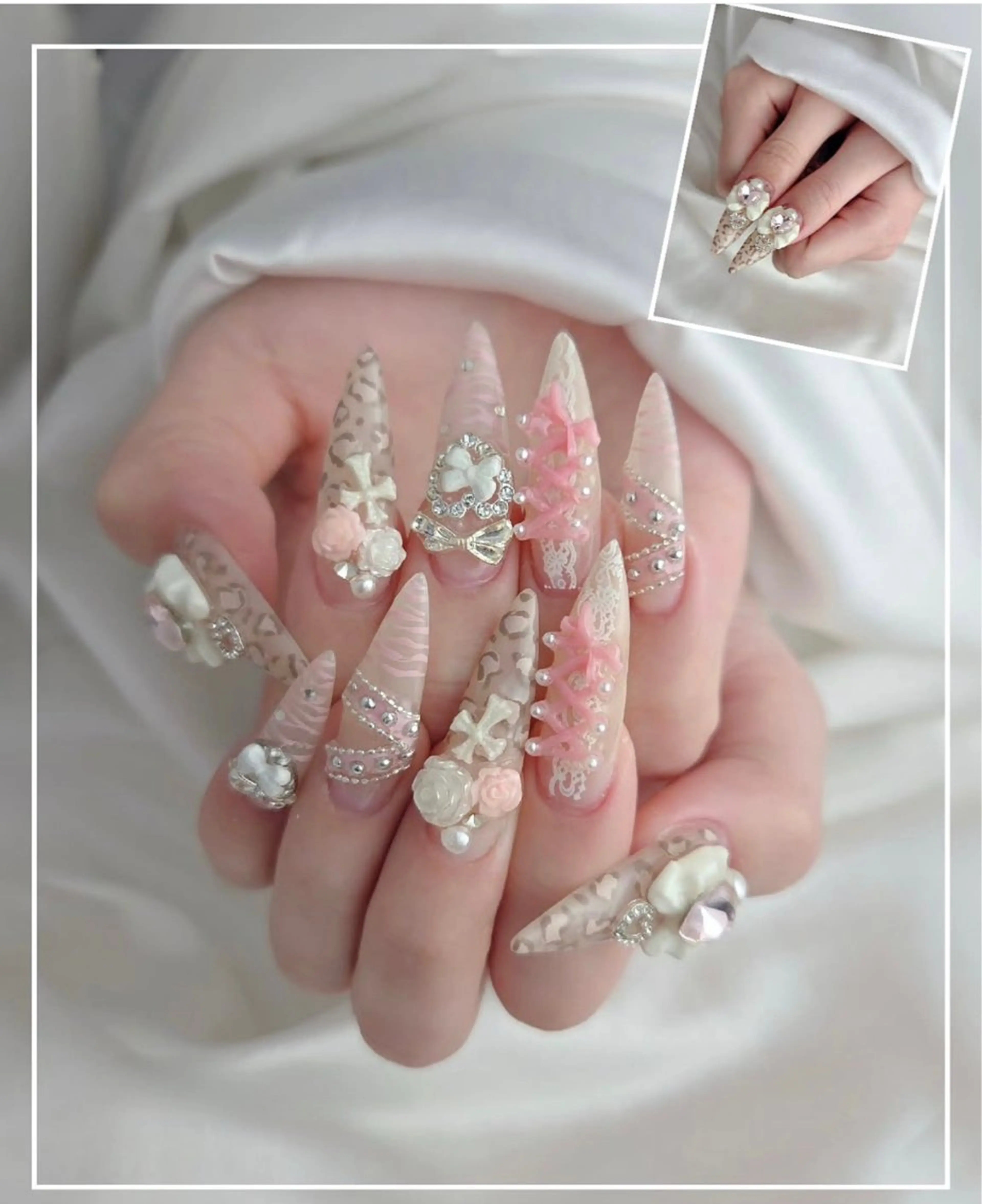 ネイル フラッシュネイル フレンチネイル グラデーション キラキラネイル 韓国ネイル ハンドネイル Lunaa 池袋のネイルデザイン