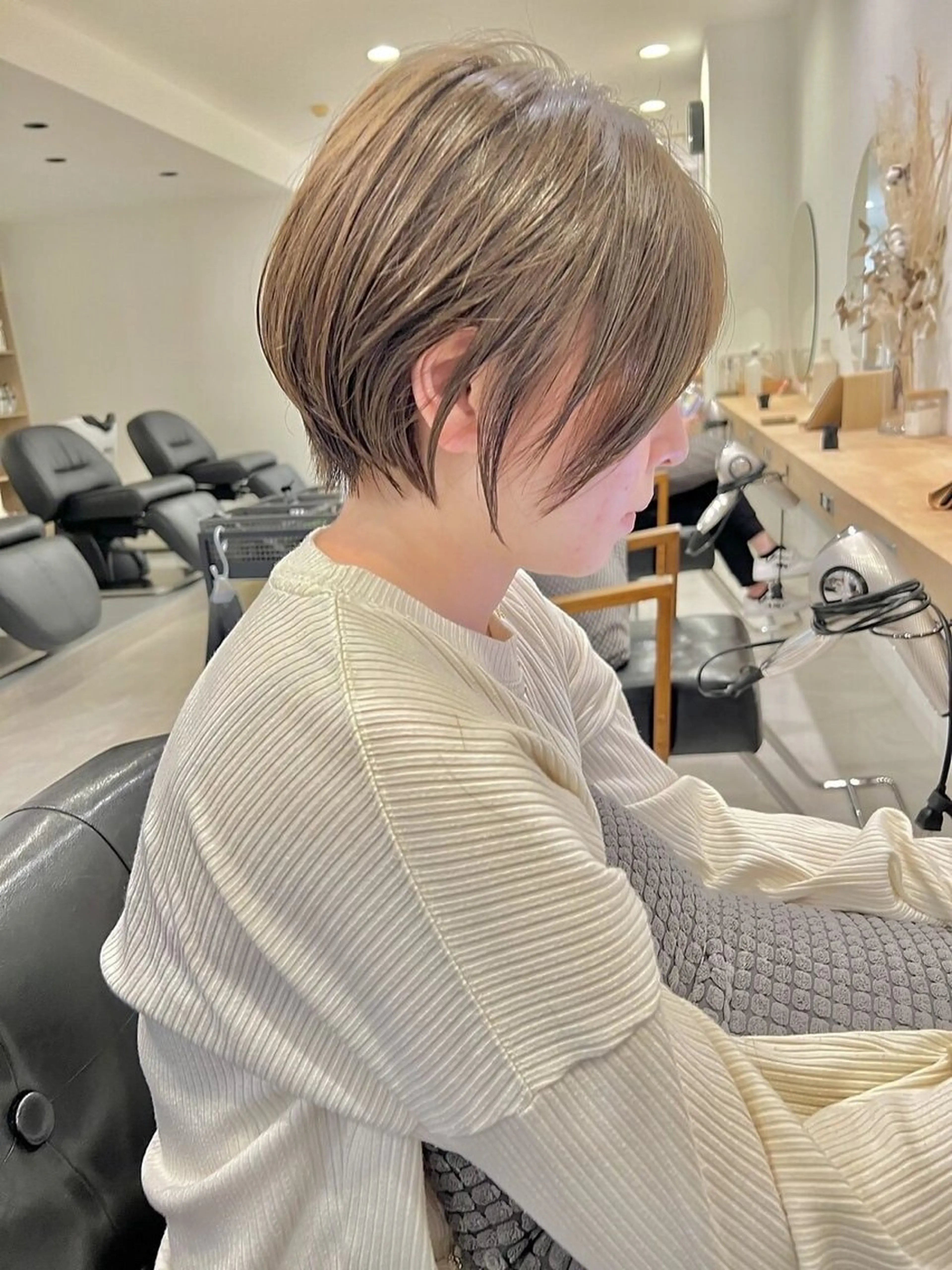 ショート 福井 茉菜美のヘアスタイル